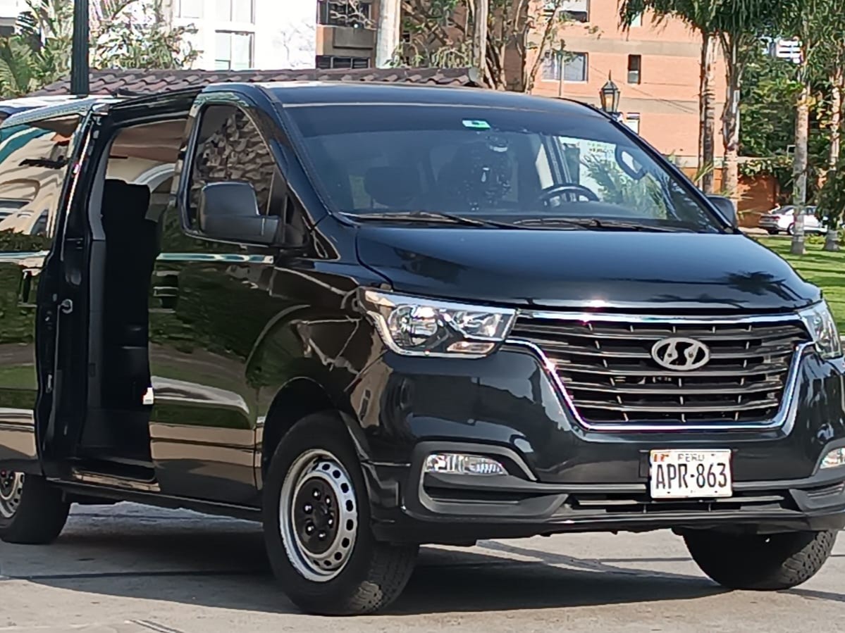 Ride in comfort and style aboard the spacious Hyundai Grand Starex private transfer