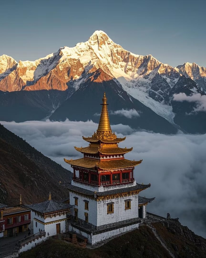 Three-day tour of Meili Snow Mountain in Shangri-La, Yunnan