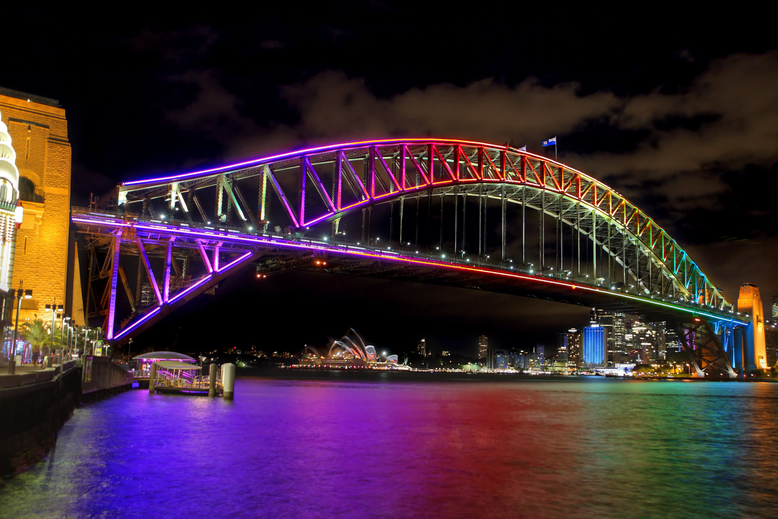 Watch a colourful Sydney Harbour Bridge while relaxing on a slow Jet Boat cruise