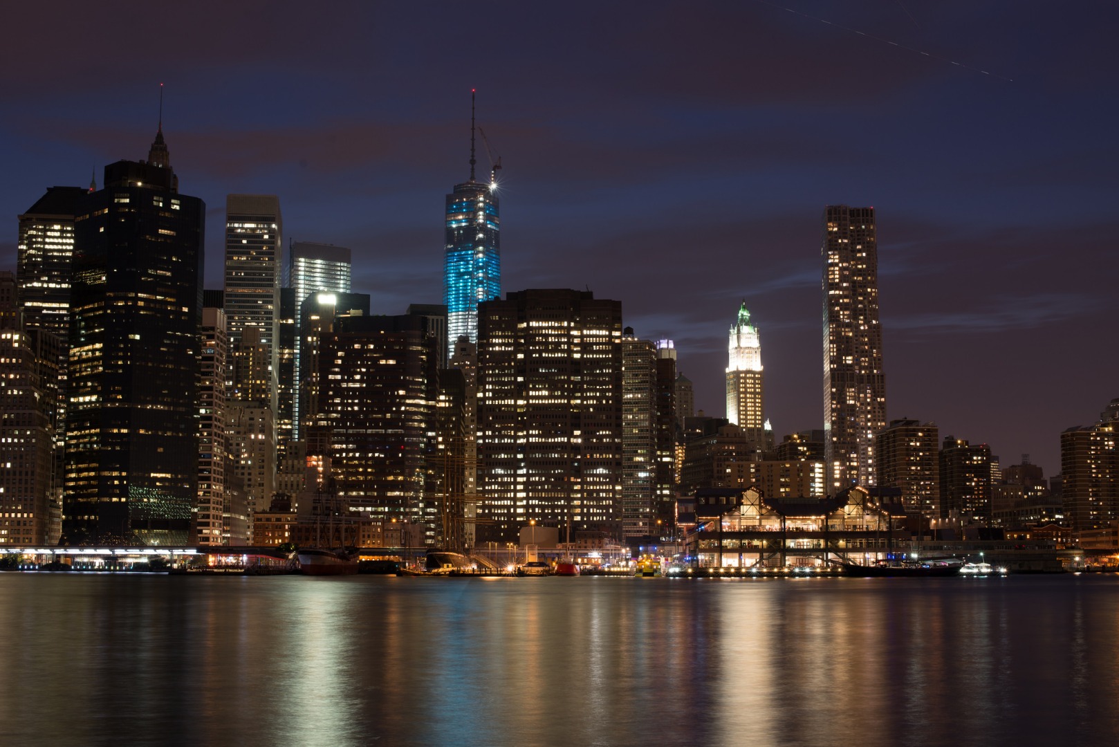 [SALE] New York Harbor Lights Cruise Sale 21% - Ticket KD