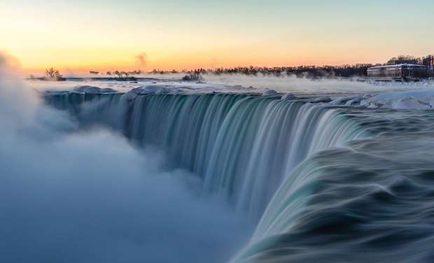 Toronto - Niagara Falls Chartered One-Day Tour