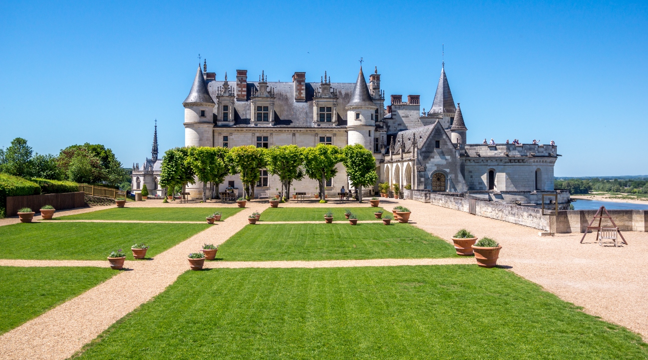 [SALE] Loire Valley Castles Tour with Food and Wine Pairing Lunch Sale ...