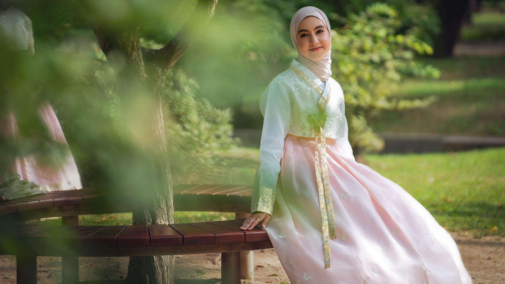 [Daehan Hanbok] Gyeongbokgung Hanbok Rental & Photoshoot Experience