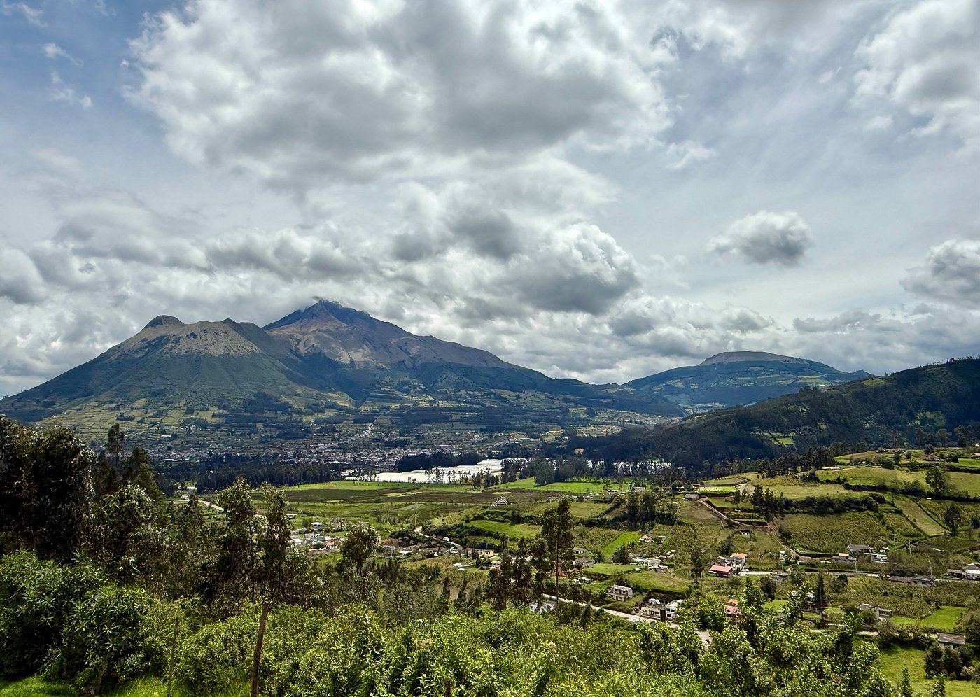 One day car tour - Otavalo indigenous artisan market
