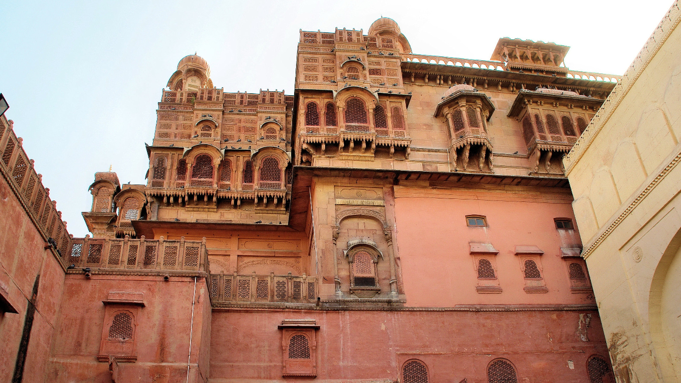 Visit Junagarh Fort and Rat Temple from Jaipur with Bikaner Drop