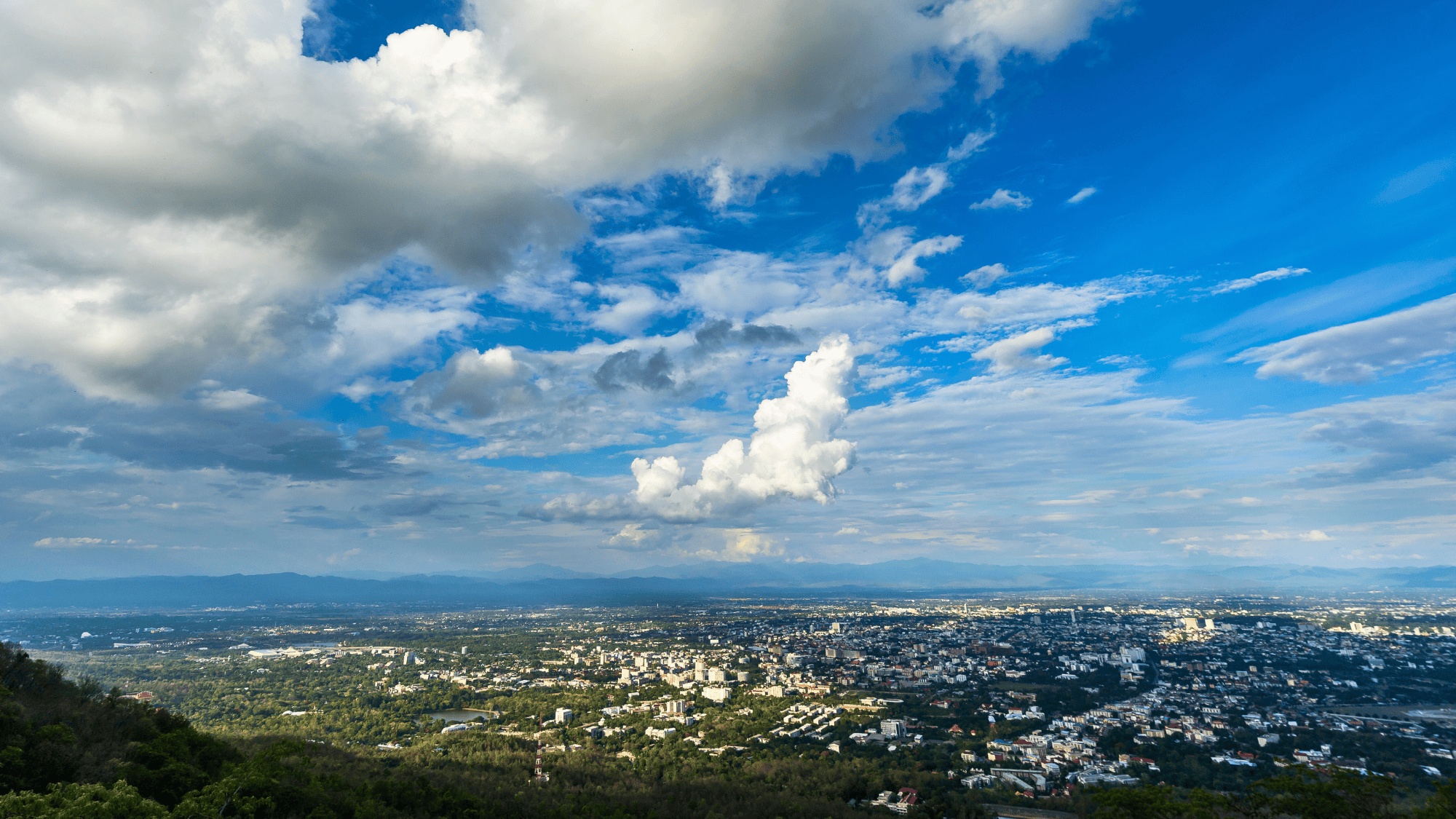 素貼山 (Doi Suthep)、帕 Lat 寺 (Wat Pha Lat) 和米其林街頭小吃之旅（Michelin Street Food Trip with Local）