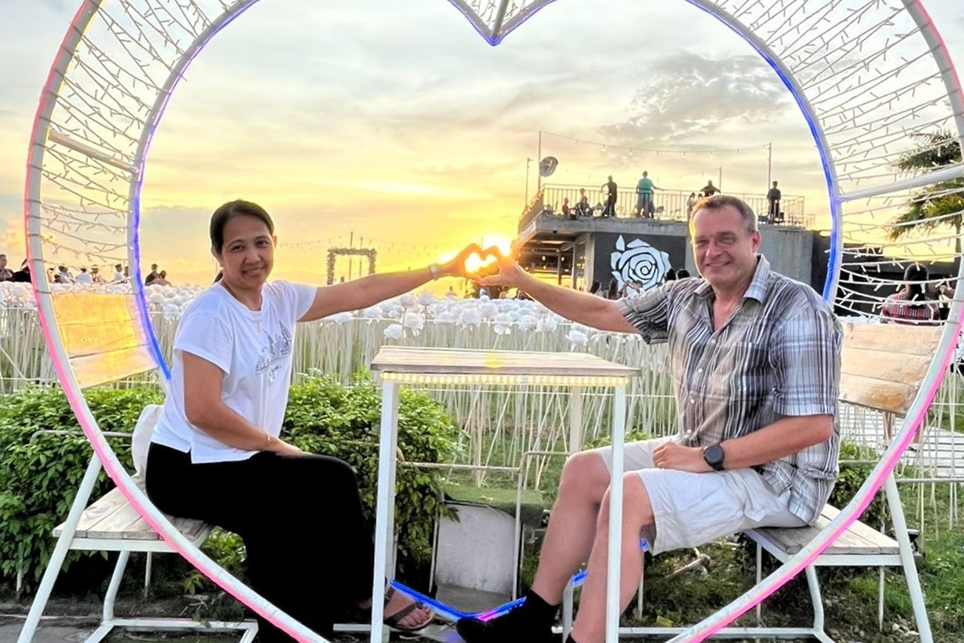 Cebu Half-Day Tour with 10,000 Roses