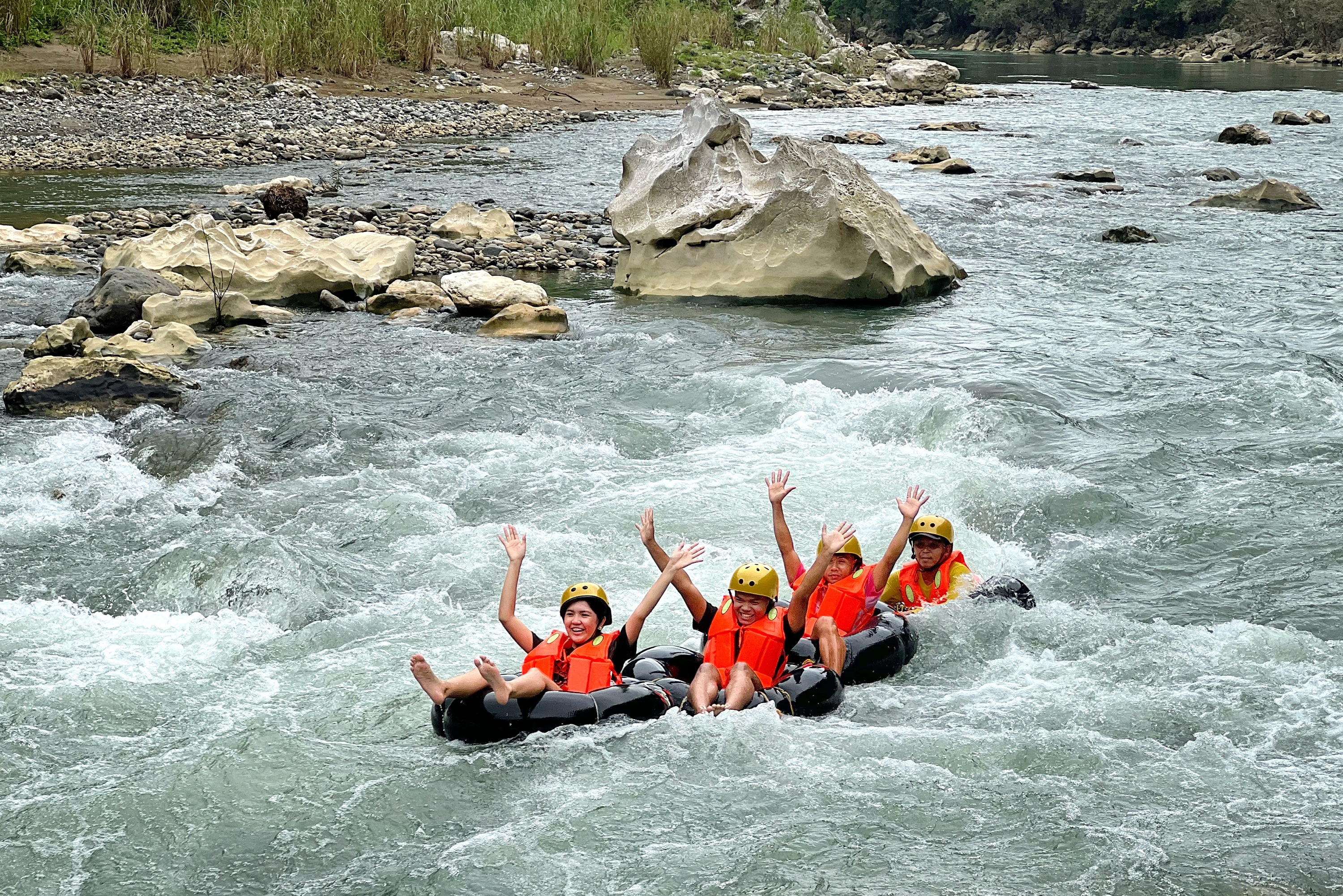 Fun River Tubing and Tinipak River Tour in Rizal