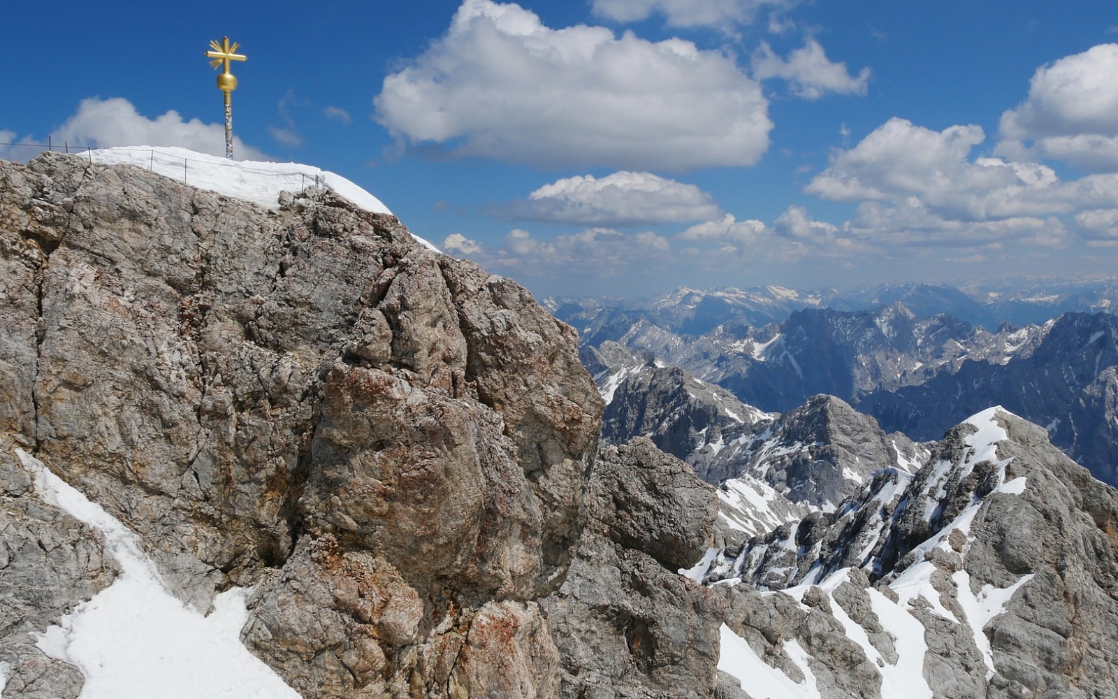 Zugspitze Day Tour with Summit Access and Scenic Train Ride from Munich