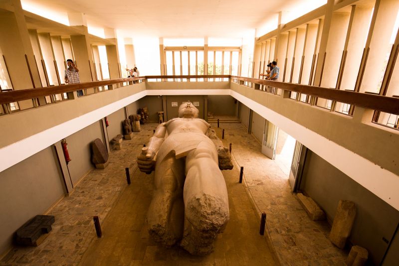 吉薩金字塔 (Giza Pyramids) 與獅身人面像 (Sphinx)、曼菲斯 (Memphis) 城市和薩卡拉 (Saqqara) 含午餐