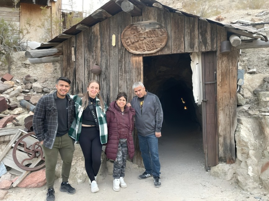 拉斯維加斯出發：5合1 RZR & 金礦之旅（含科羅拉多河停留）