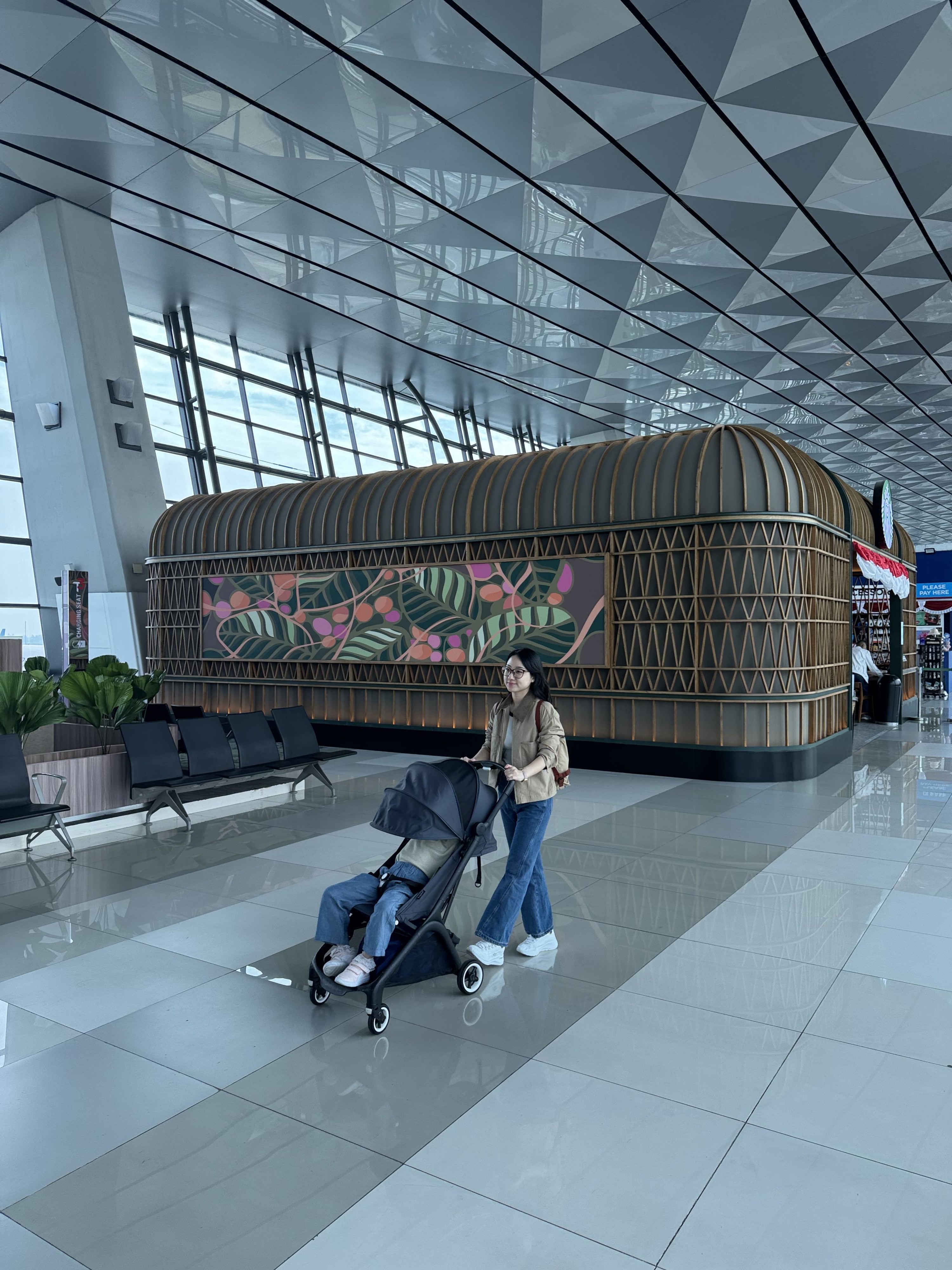 Stroller and Car Seat Rental in Jakarta