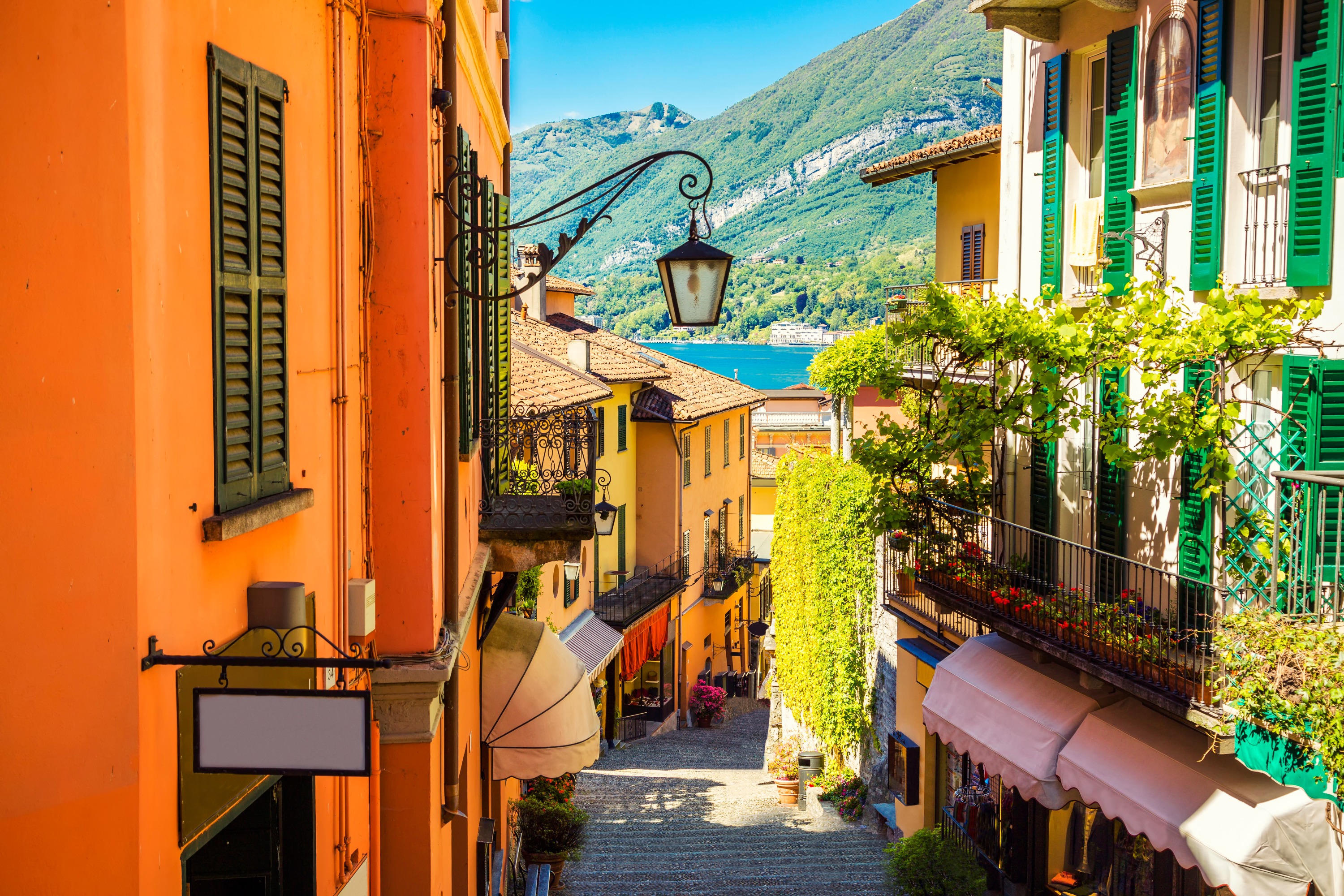 A colorful street in Bellagio