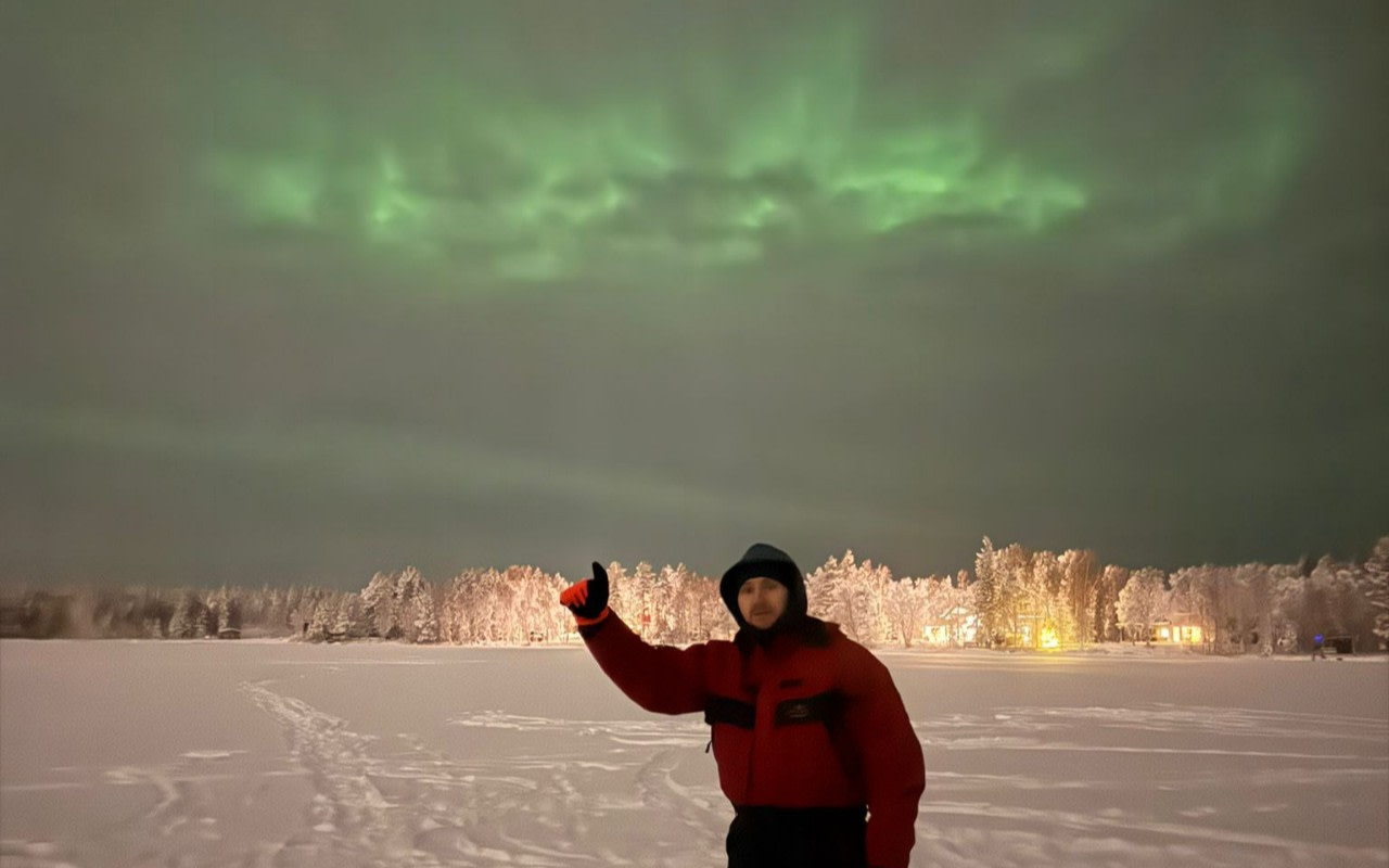 踏上這趟小團冒險之旅，盡情欣賞神奇的北極光、體驗寧靜的北極風光，並探索結冰的湖泊。
