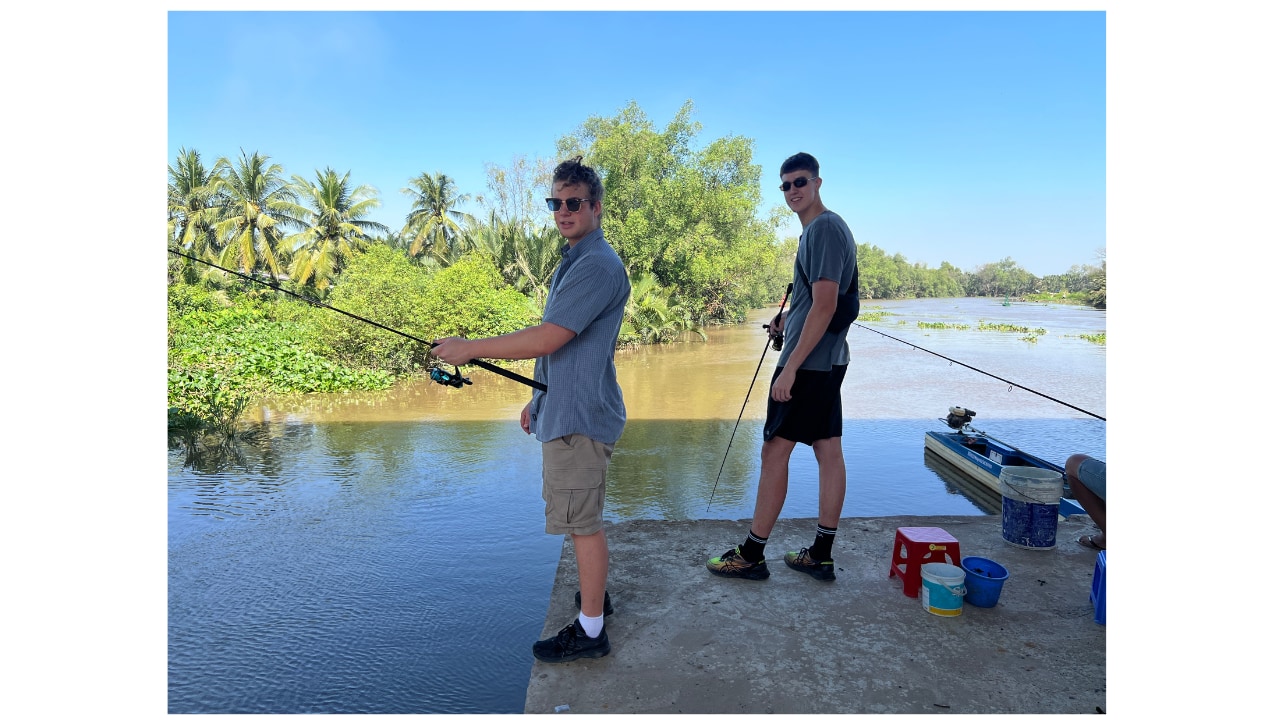 Use rod & bait to catch tilapia/catfish
