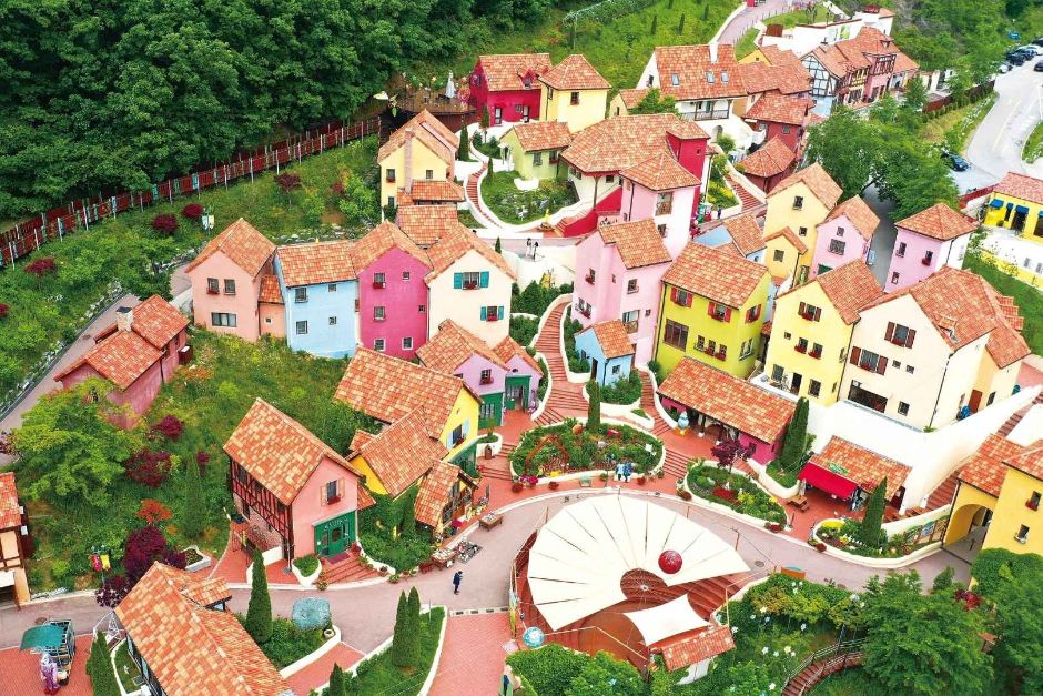 小法國村與義大利村 小法國村與義大利村