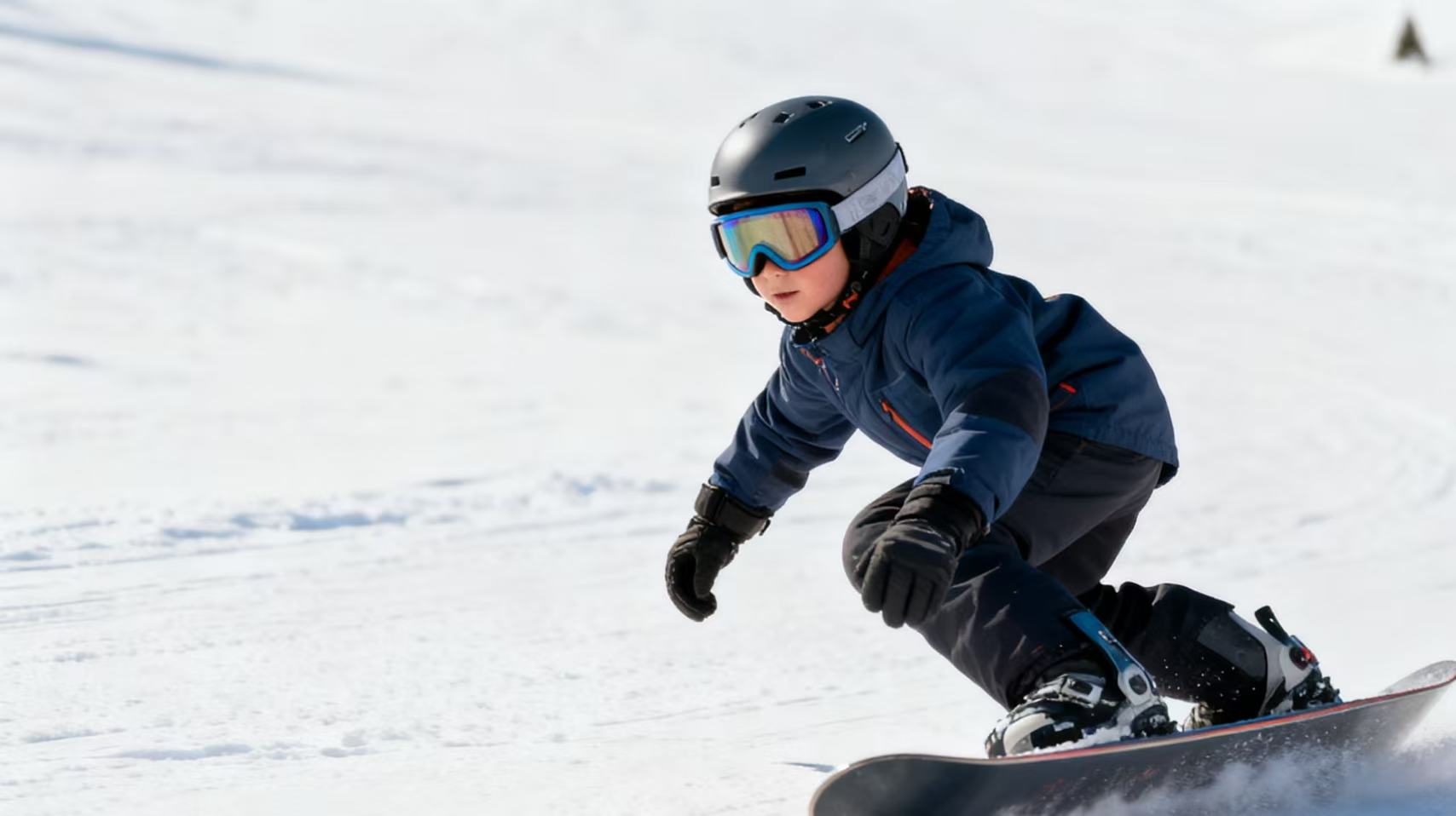 ❉ 小朋友也能開心滑行,雪花飛舞,笑聲隨風飄散。 ❉ 小朋友也能開心滑行,雪花飛舞,笑聲隨風飄散。