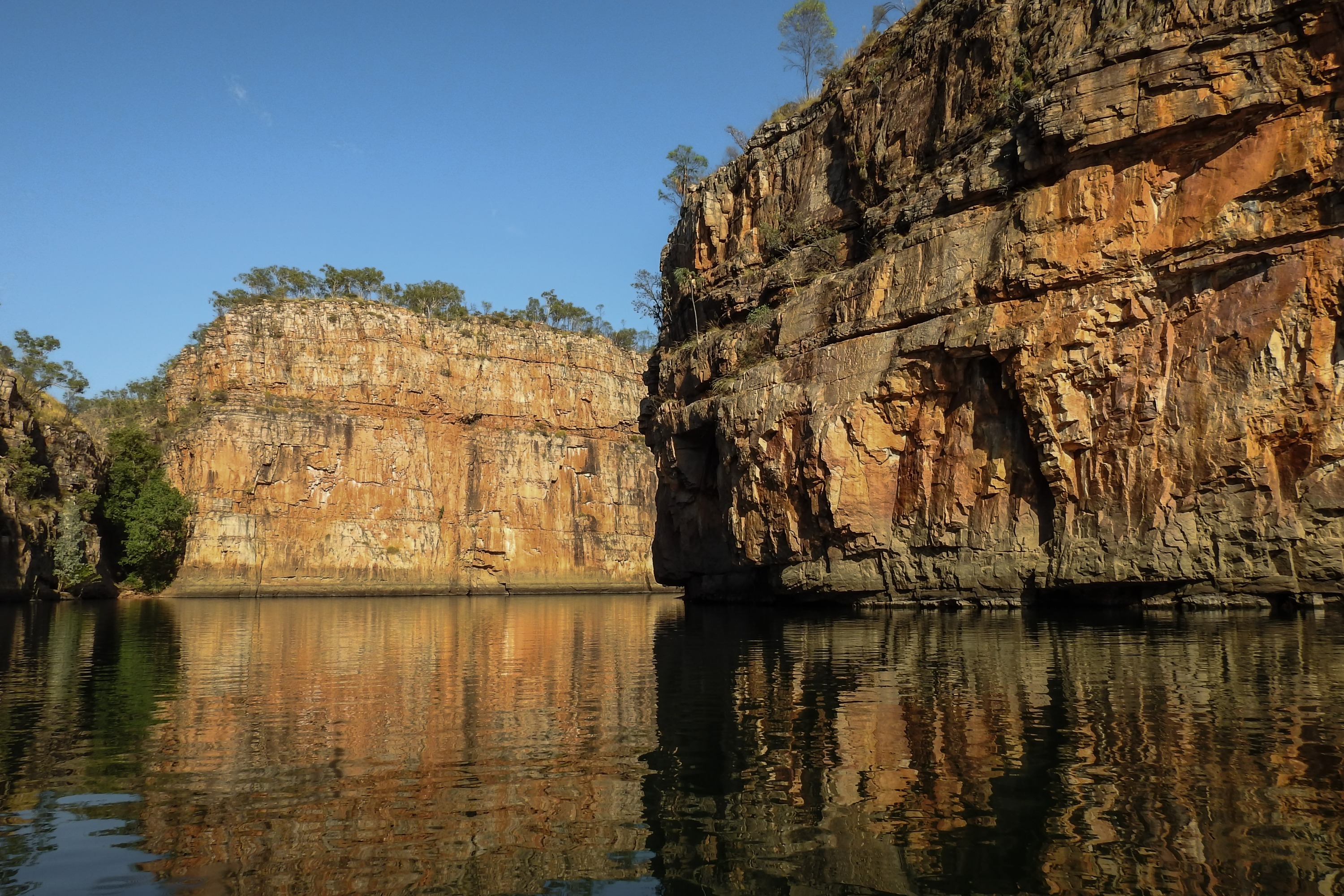 Two Gorge Cruise in Katherine