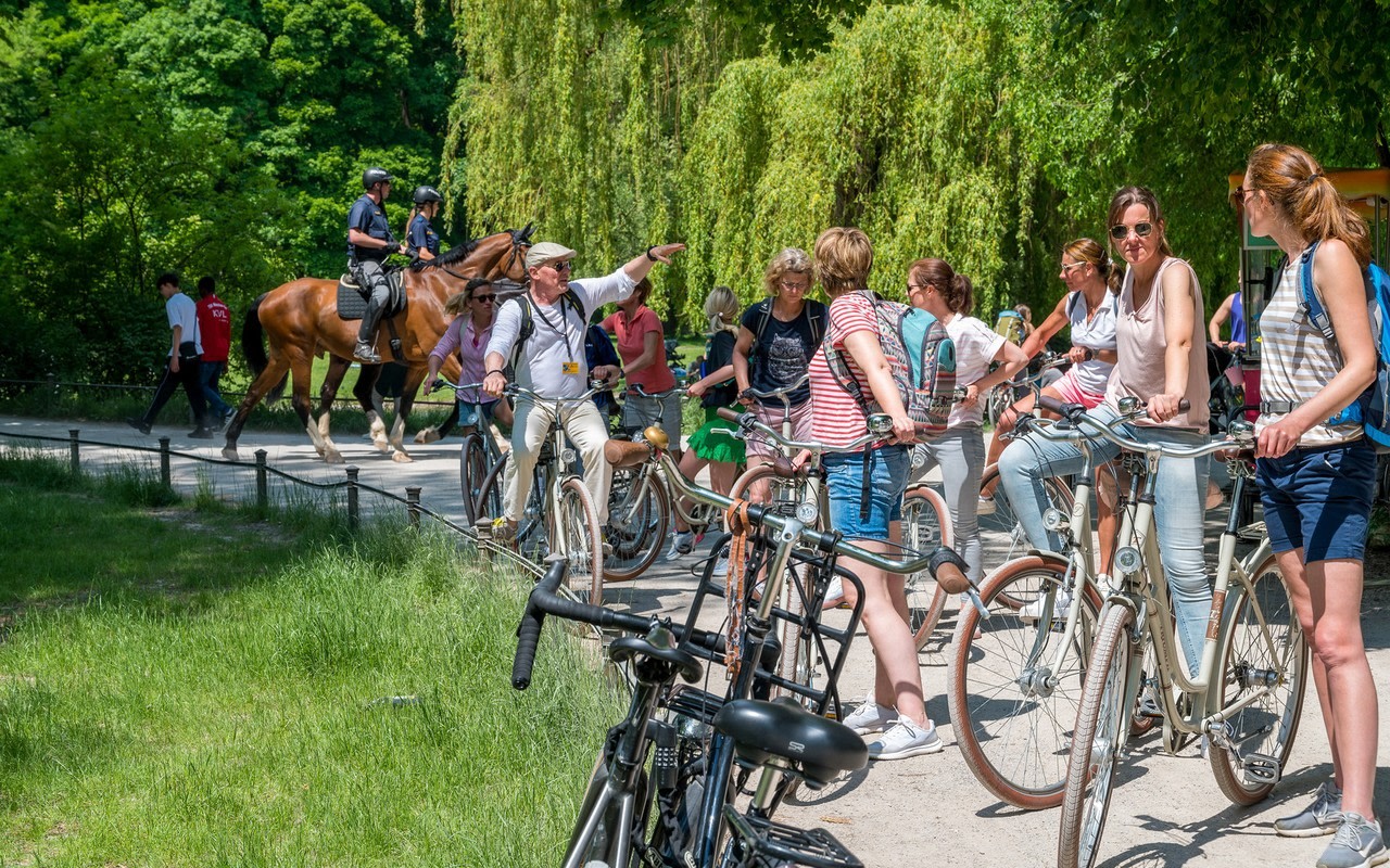 Munich Old Town & English Garden Half-Day Bike Tour