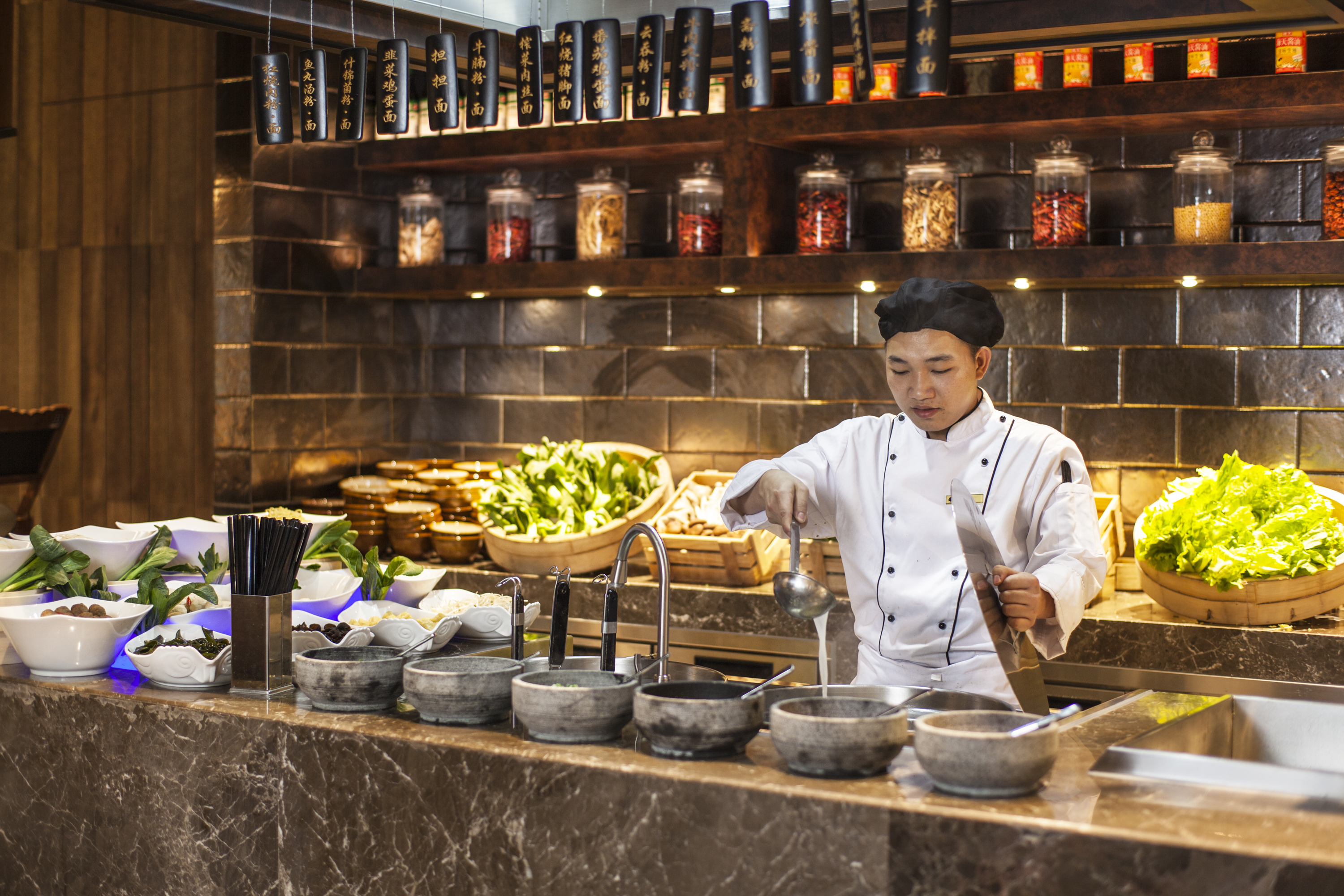 【自助餐優惠】深圳龍華希爾頓逸林酒店自助餐廳