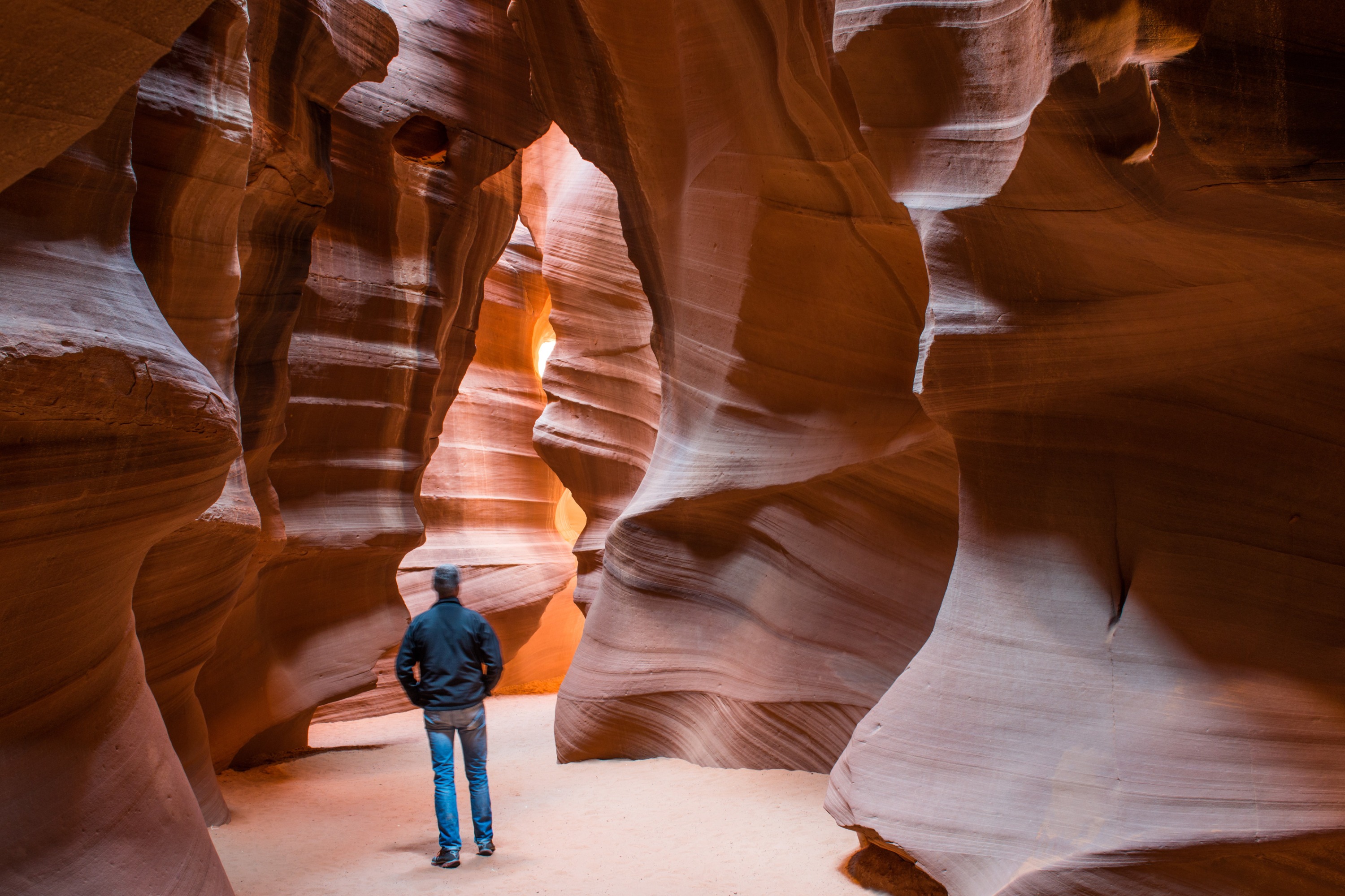 下羚羊峽谷 (Lower Antelope Canyon) 導覽遊