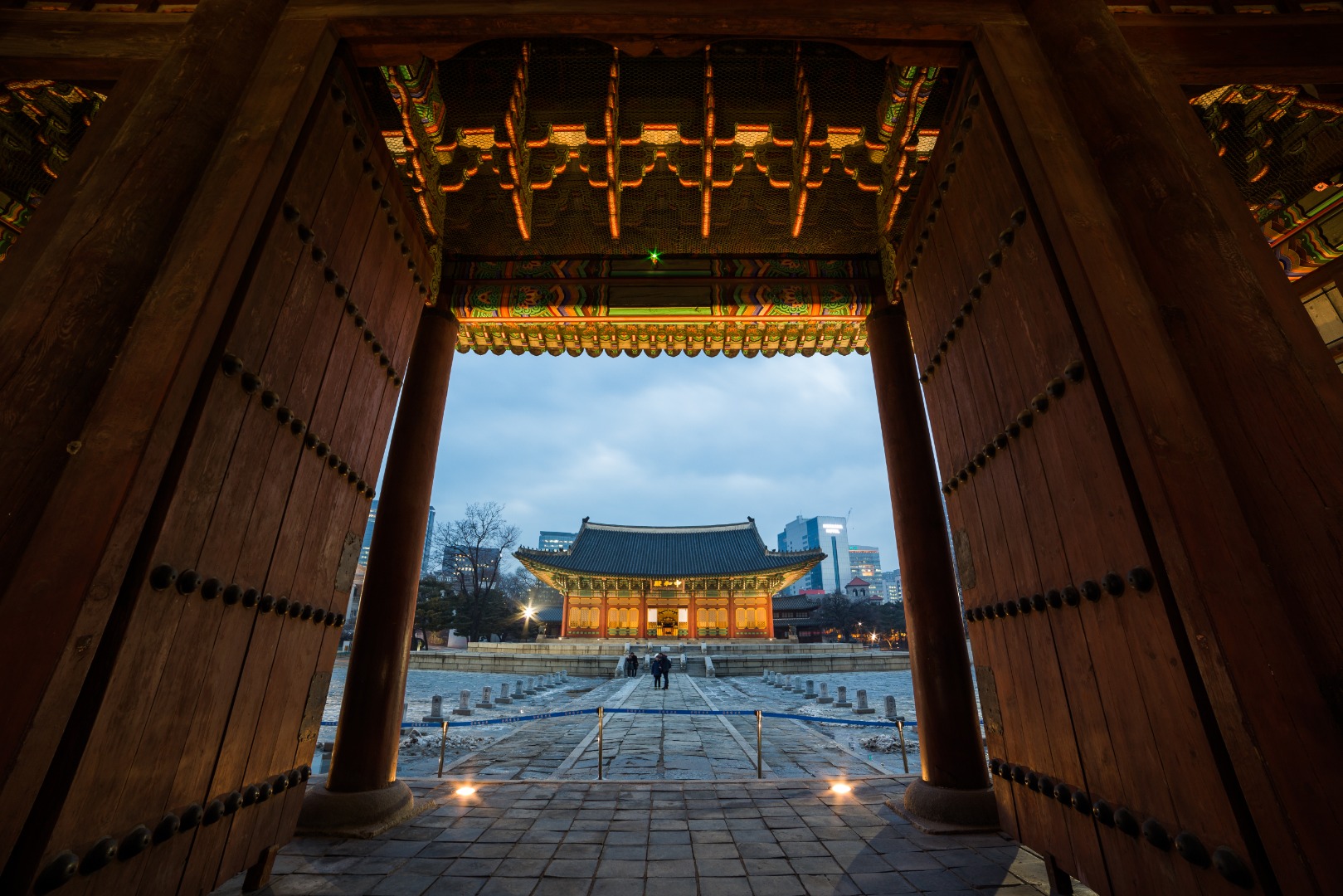 Deoksugung Palace Night View Tour