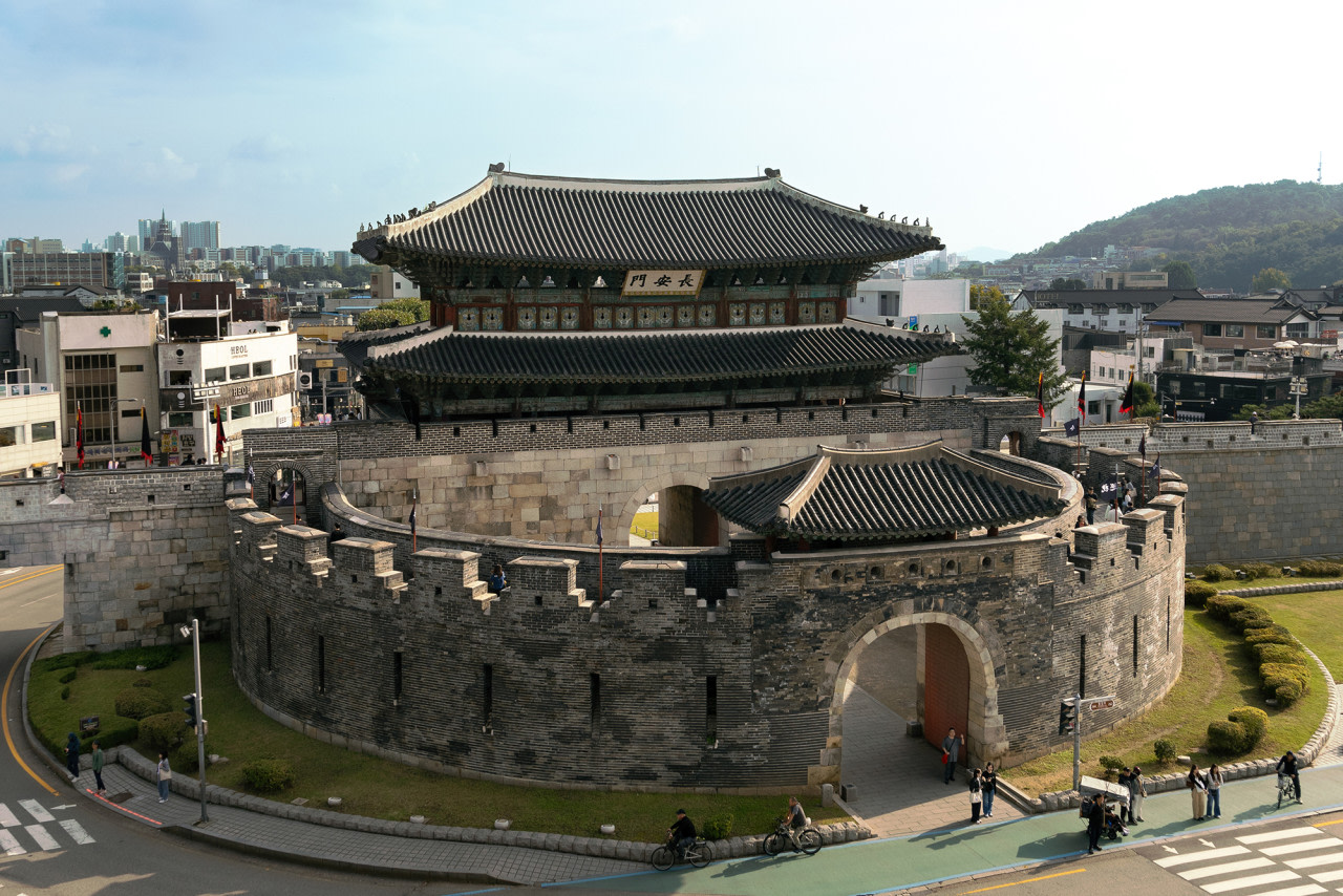 Suwon Hwaseong Fortress & Gwangmyeong Cave Full-Day UNESCO Tour from Seoul