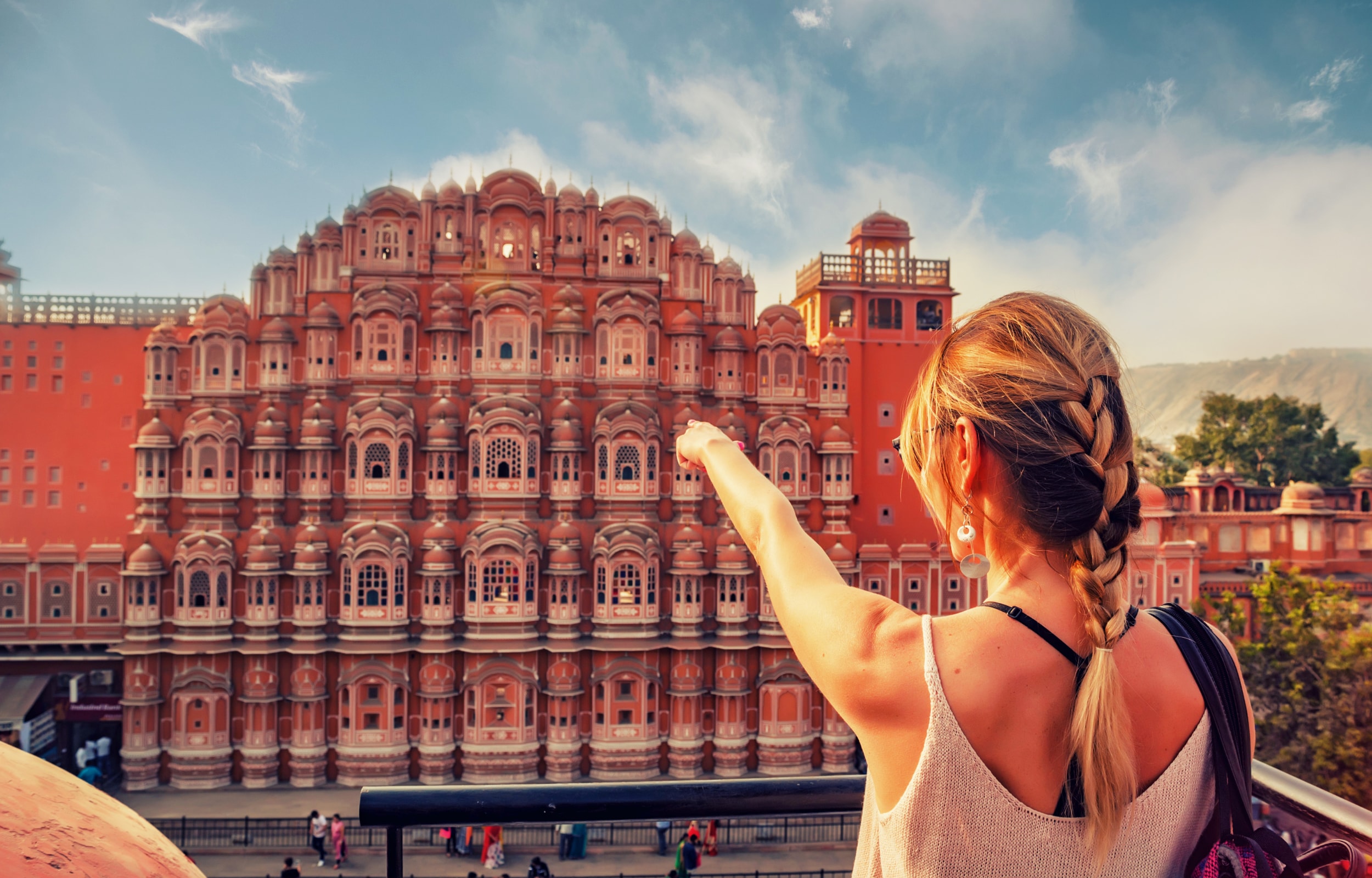 Private Jaipur City Tour from Delhi by Car or Superfast Train