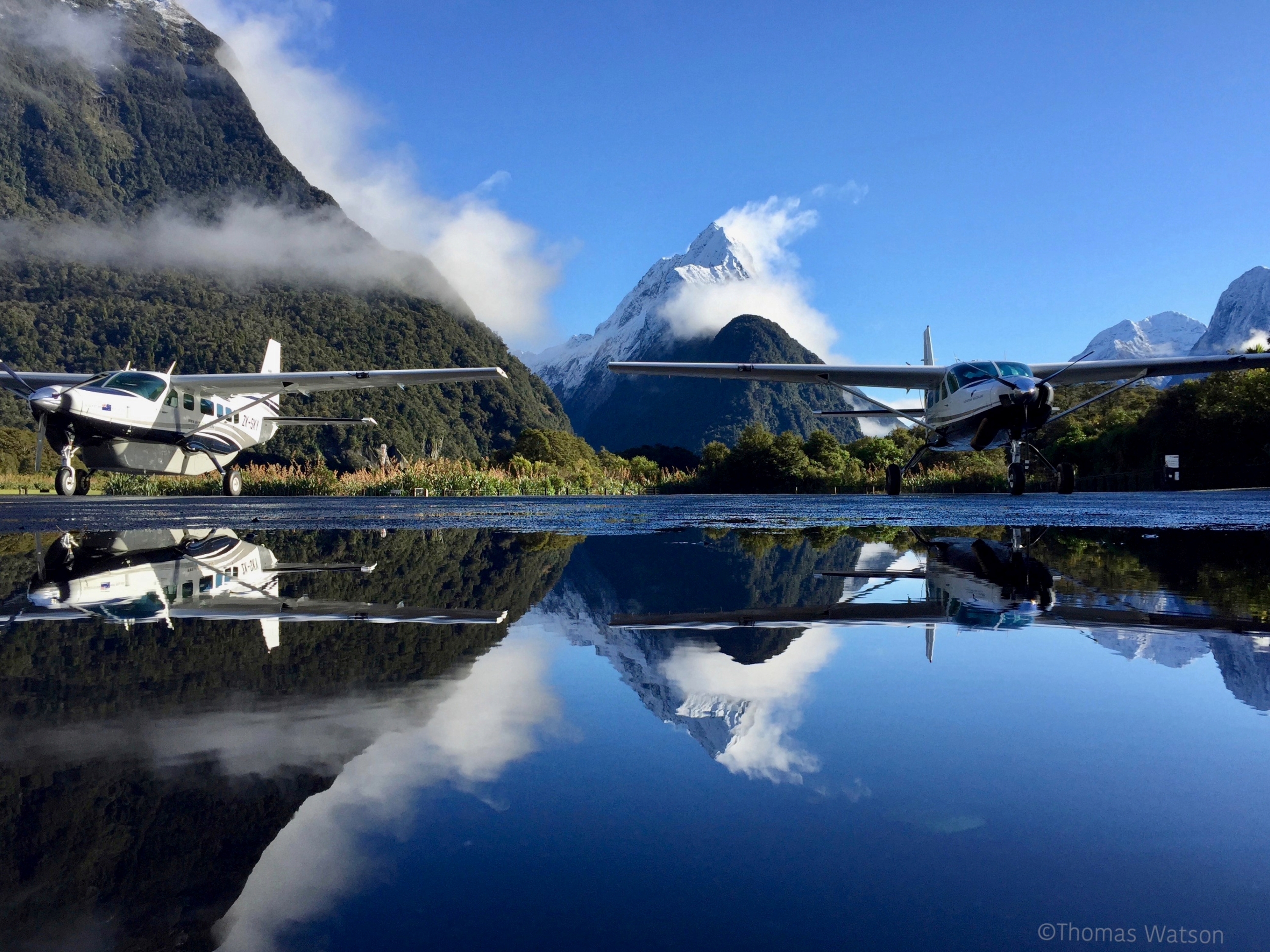 米爾福德峽灣景觀飛行＆觀光遊船之旅（皇后鎮出發）