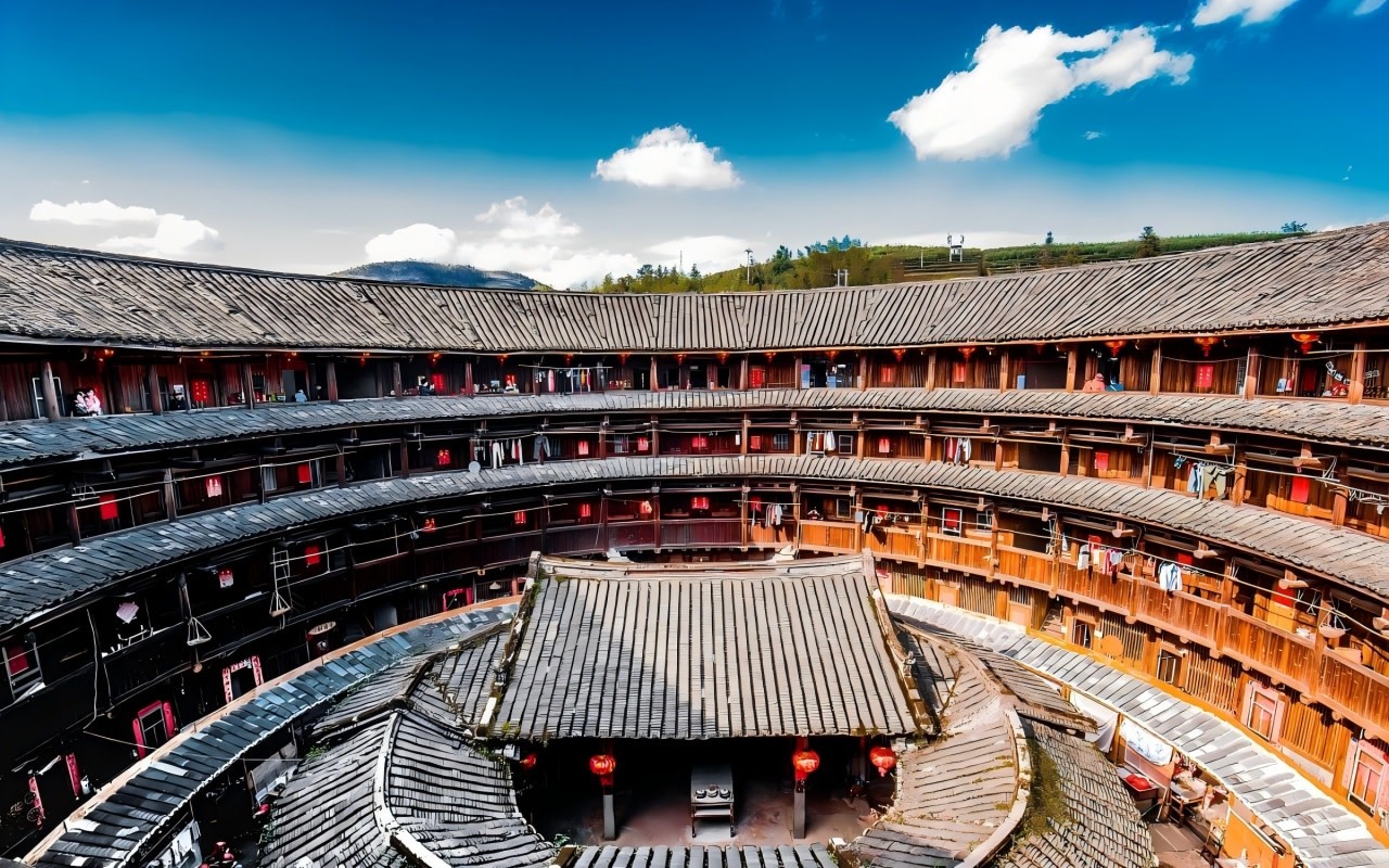 One-day tour of Yunshuiyao/Yongding Gaobei Tulou/Tianluokeng Tulou