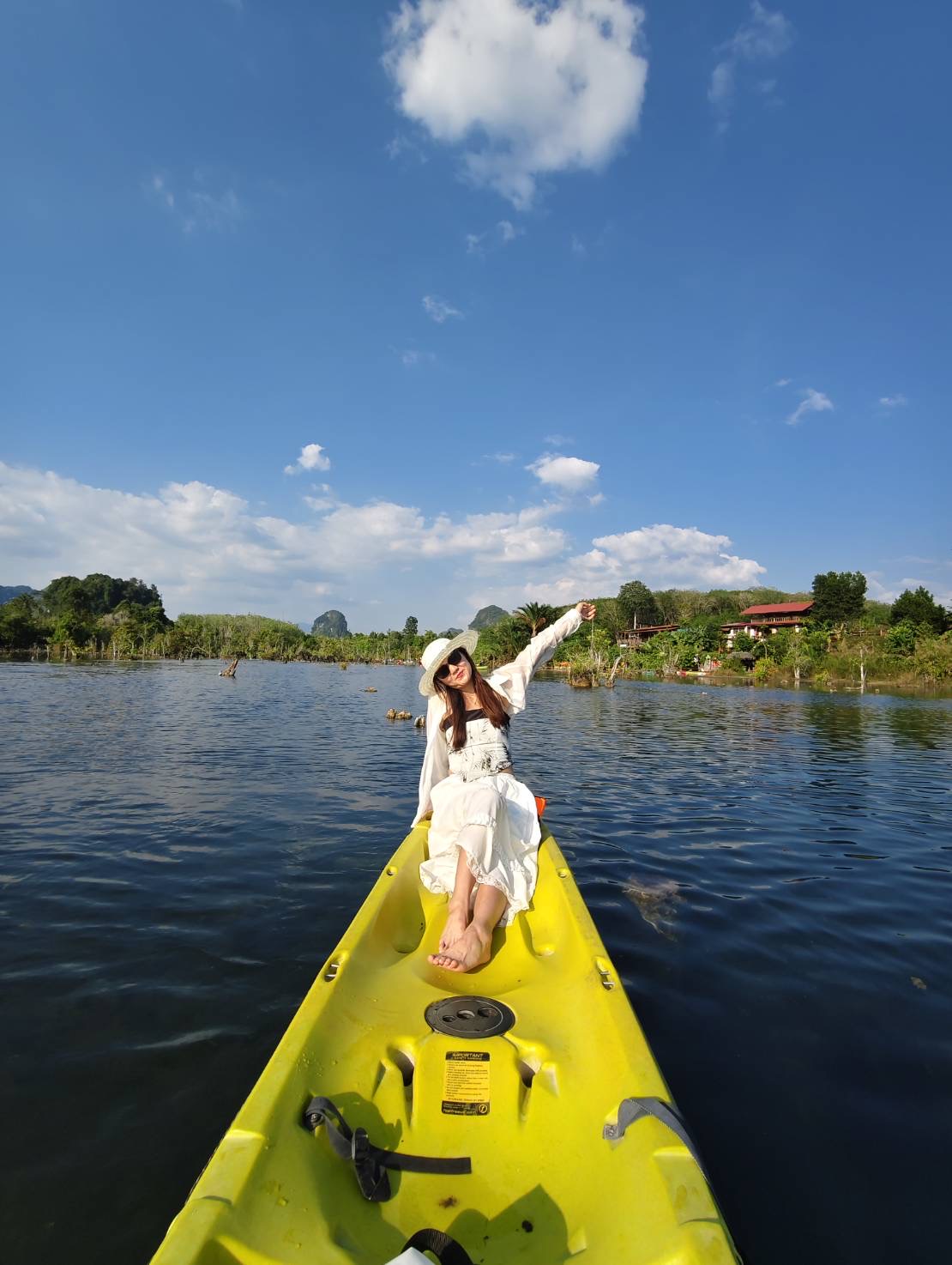 Kayak to the lagoon relax ,take photo and swimming