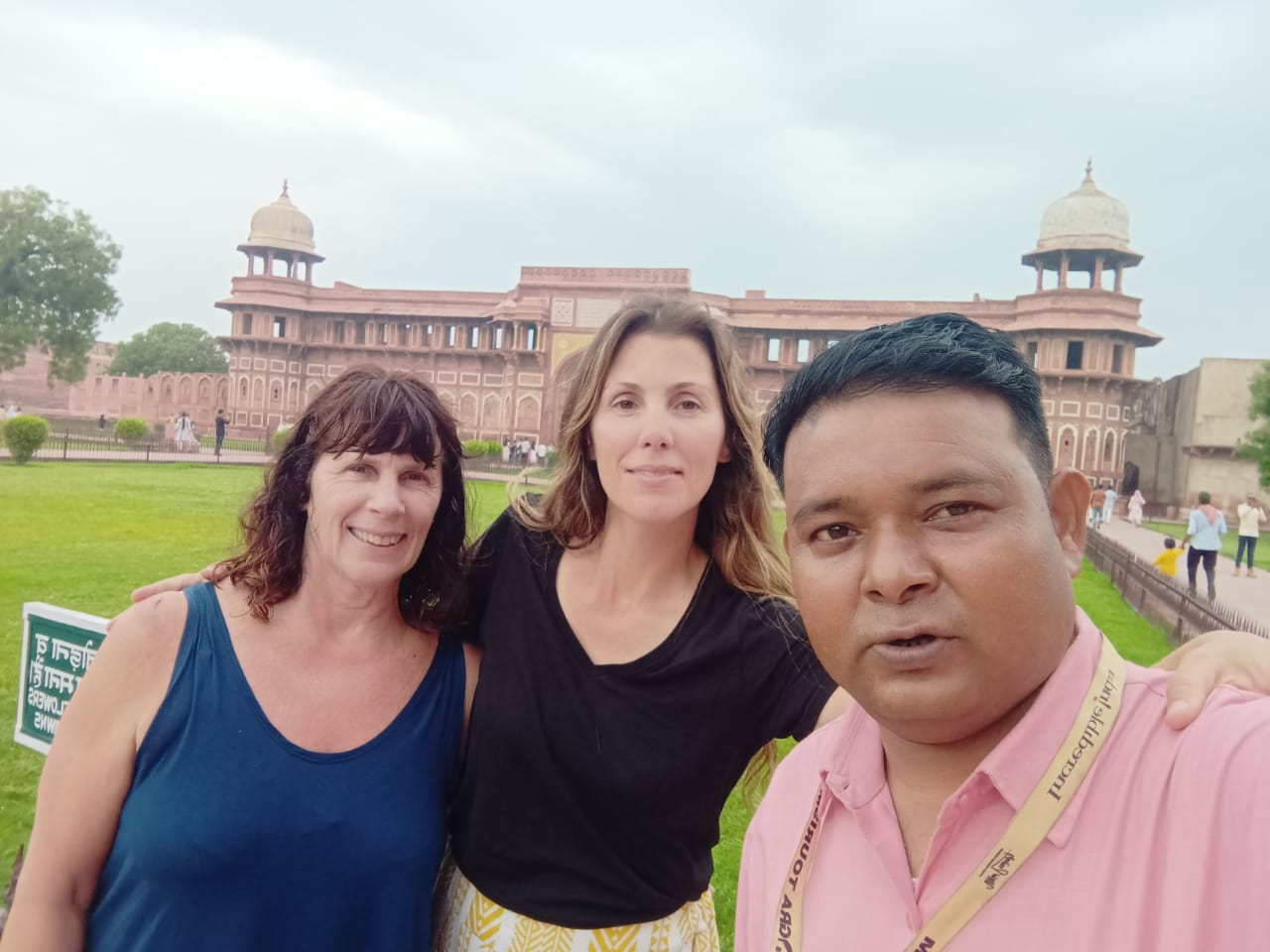 泰姬瑪哈陵 (Taj Mahal) 與阿格拉 (Agra) 之旅（德里 (Delhi) 出發），含午餐和門票選項