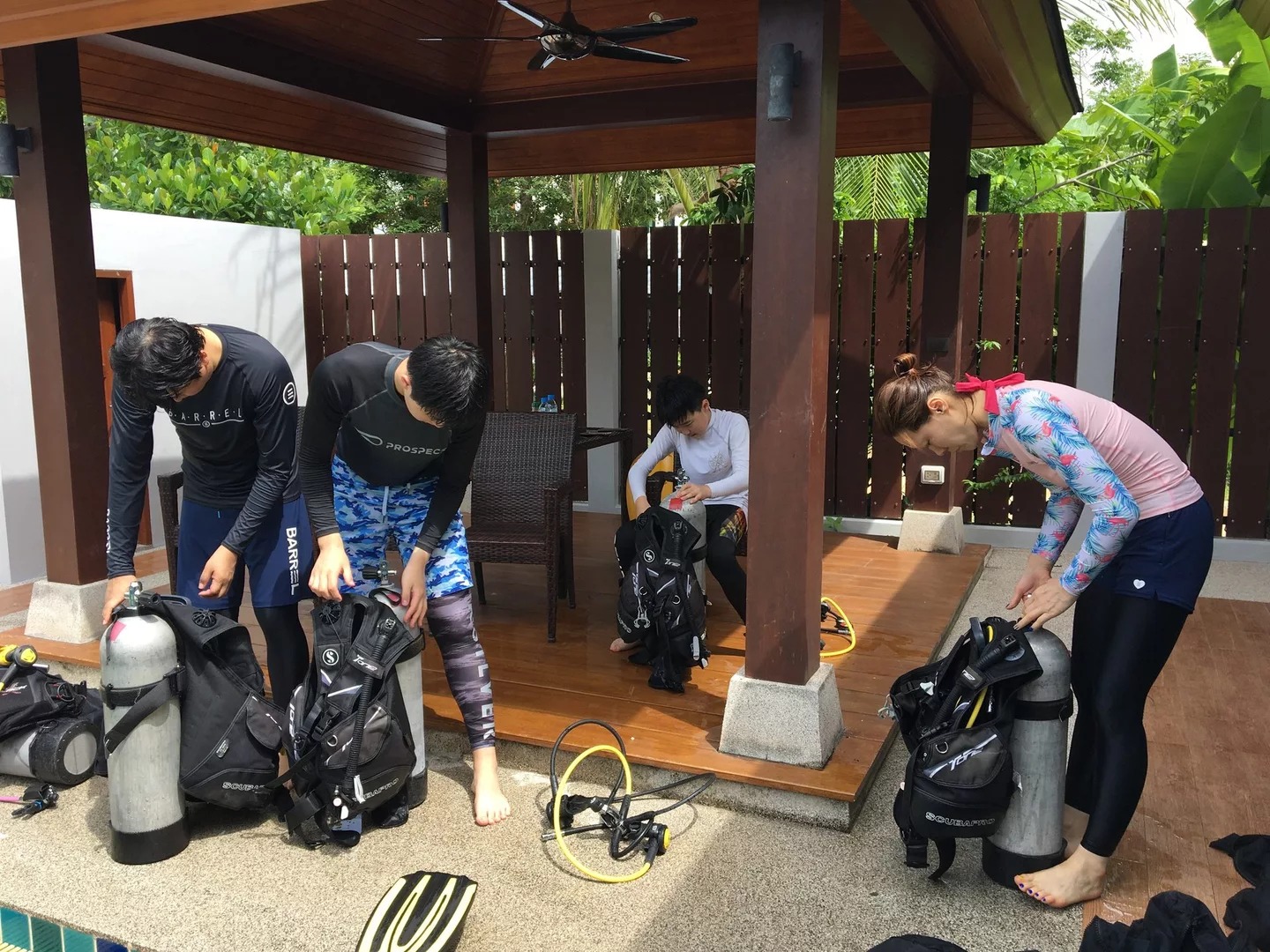 普吉島 PADI 五星潛水中心簡單潛水體驗