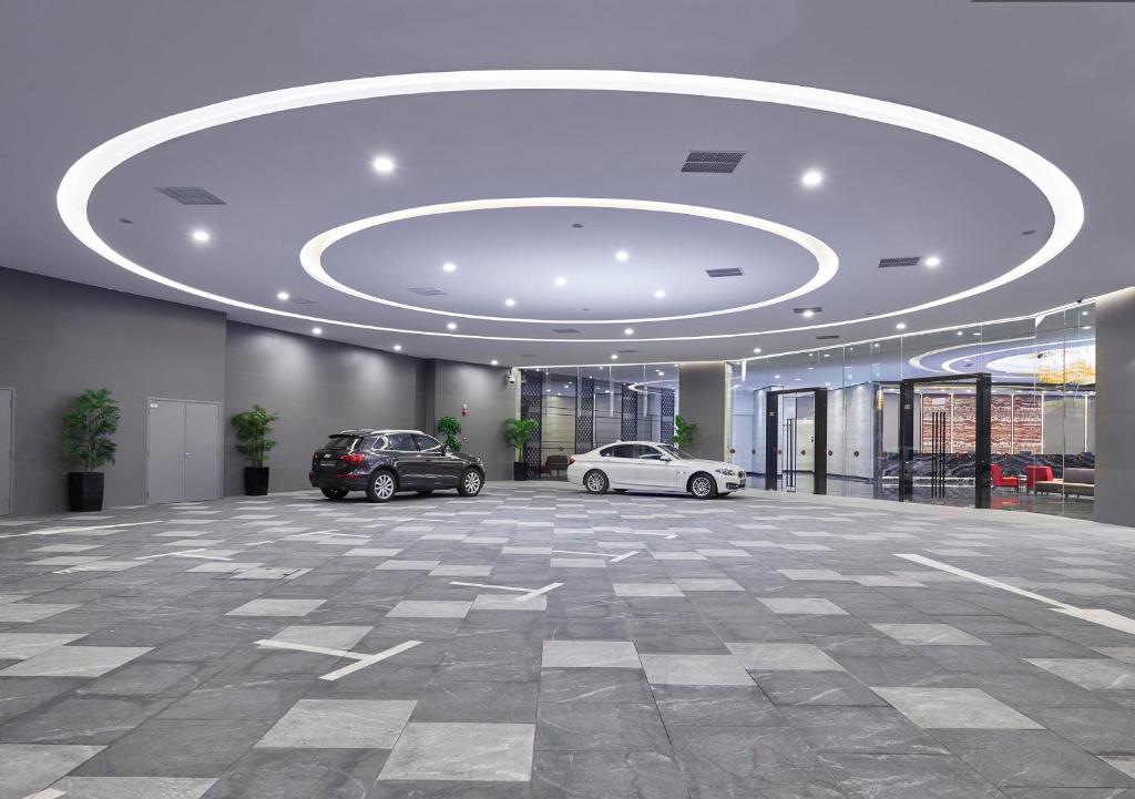 Hotel Boss Jalan Sultan Lobby pick-up point