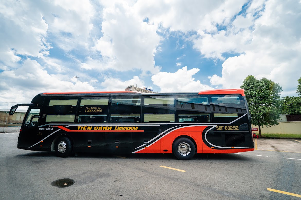 Ho Chi Minh from/to Buon Me Thuot Bus by Tien Oanh