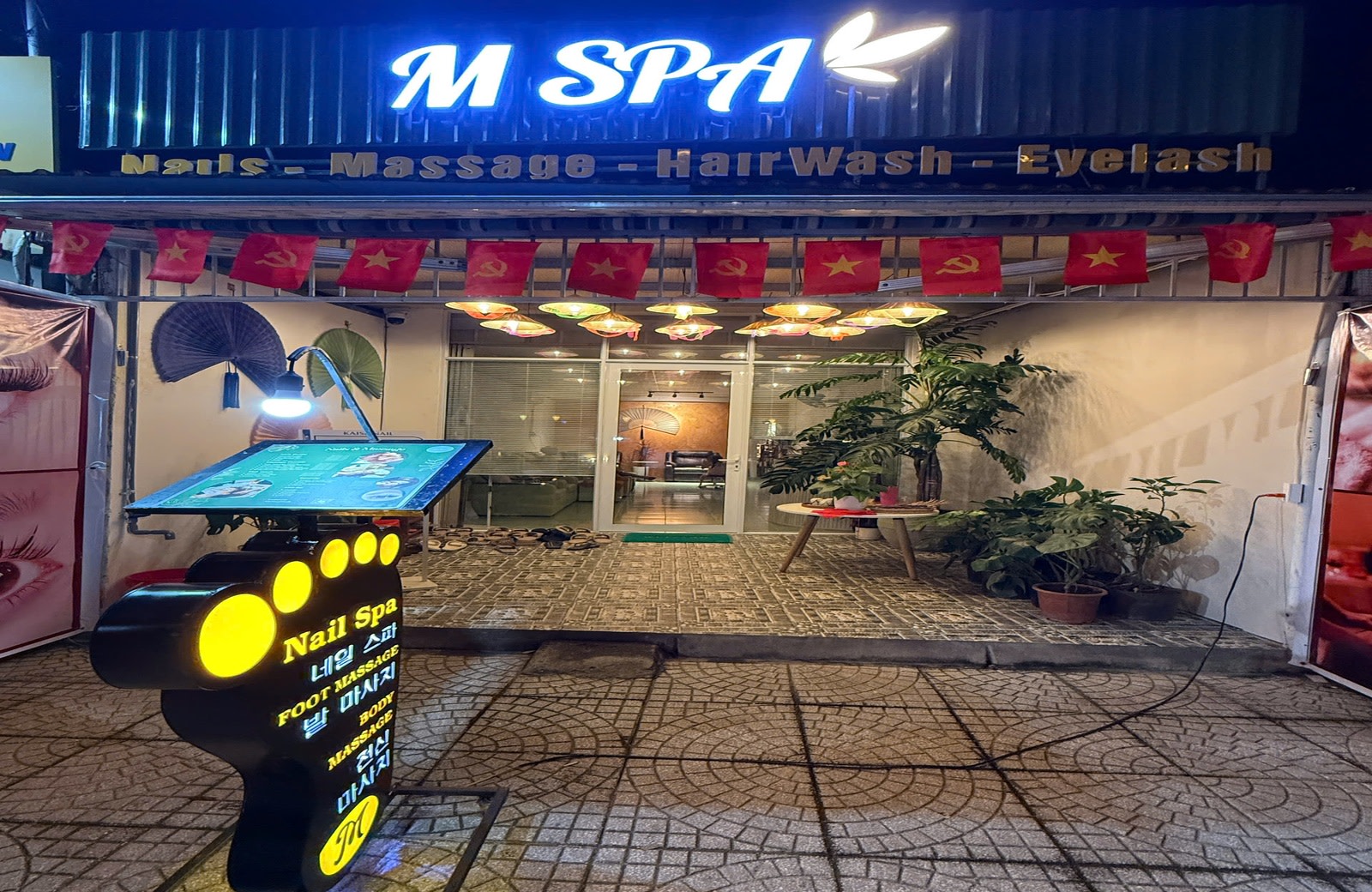M Spa Nail & Massage Experience in Hoi An