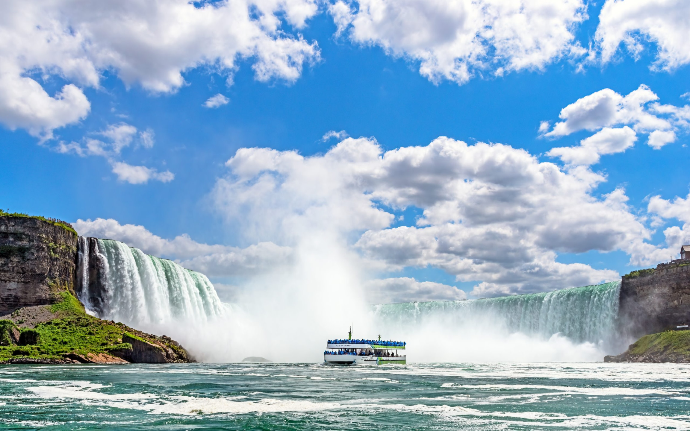 Niagara Falls Tour with Maid of the Mist Cruise Option
