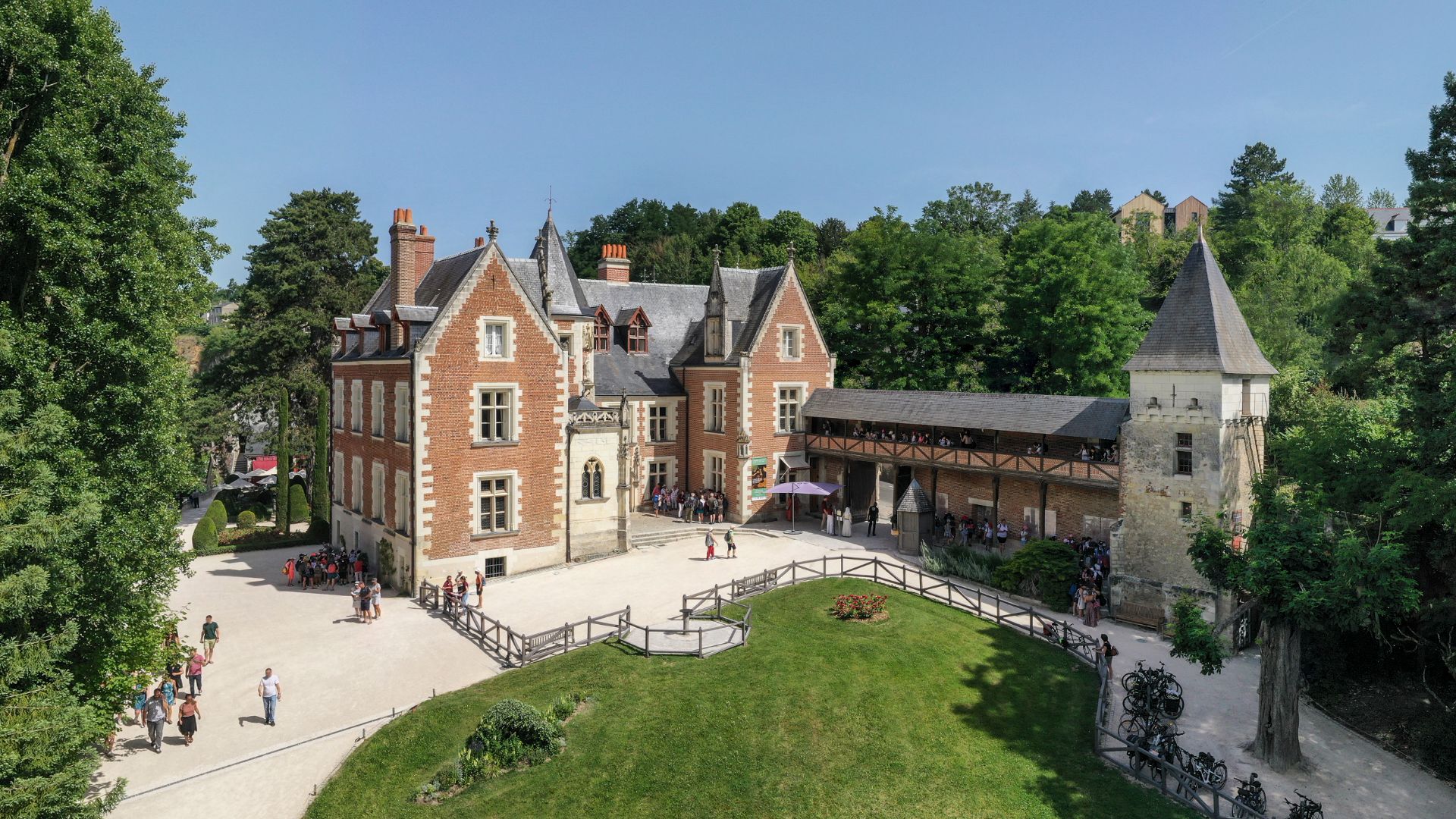 Chateau du Clos Luce ticket in Amboise