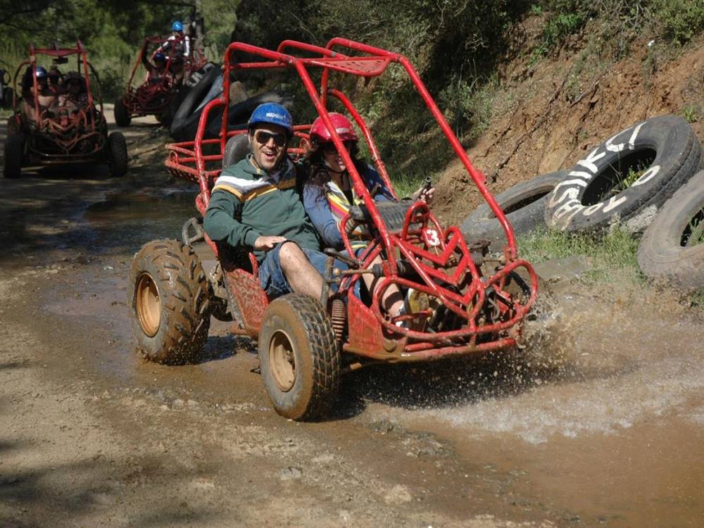 博德魯姆探險越野車之旅（含往返接送）