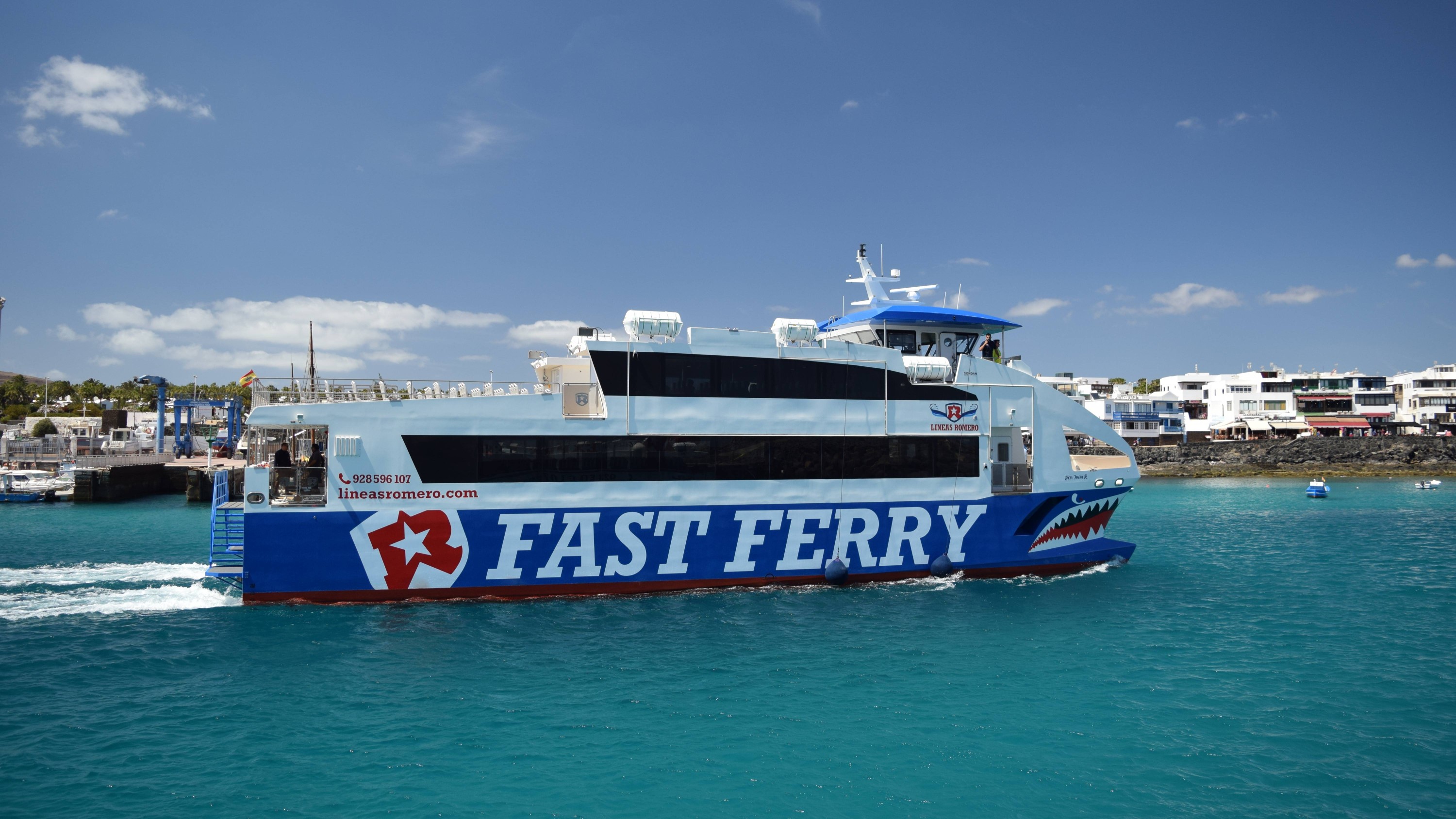 Fuerteventura and Corralejo day tour from Lanzarote