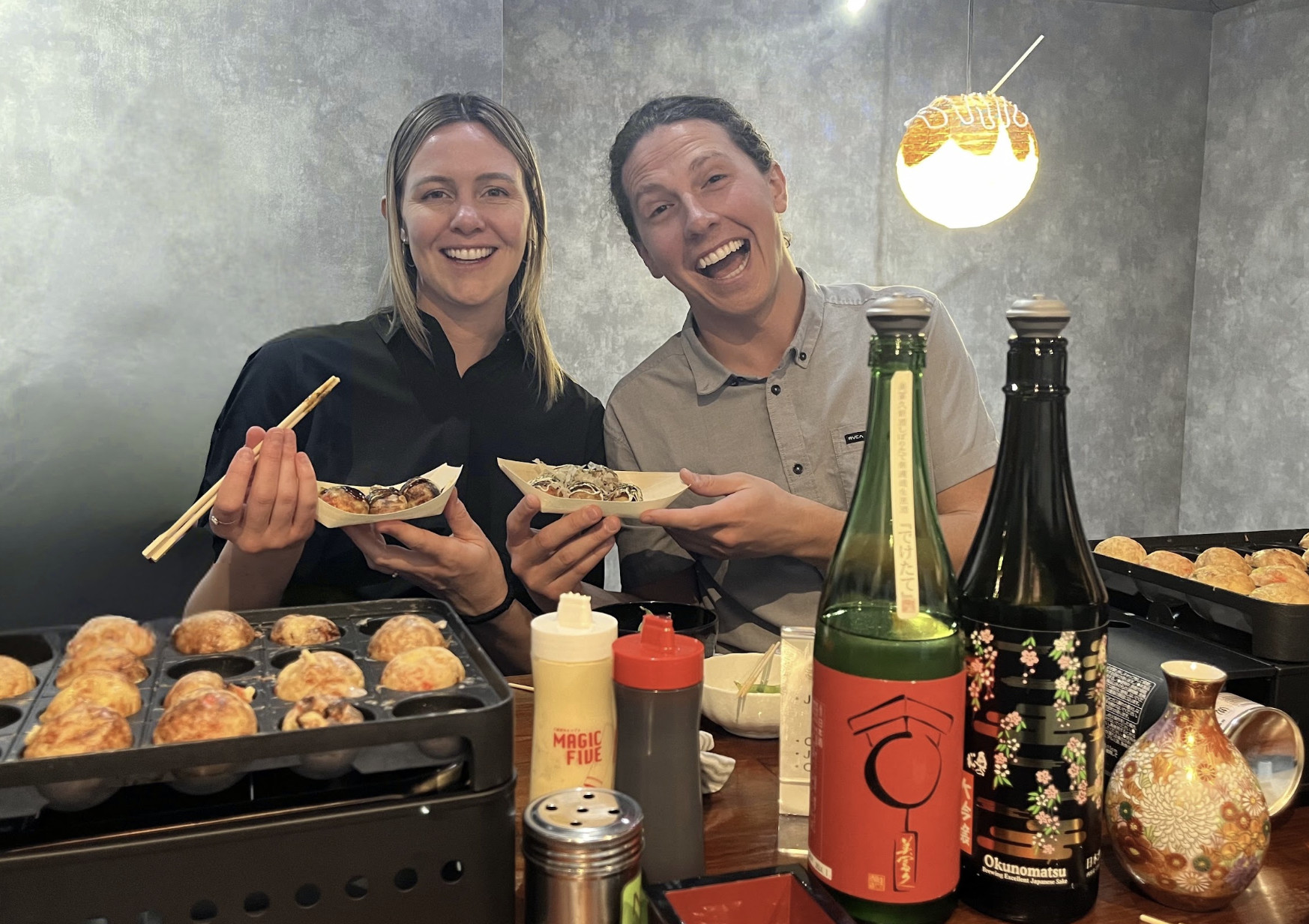 Osaka: Sake Tasting & Japanese Cooking Experience