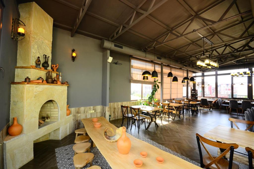 Batumi: Cook Georgian Khachapuri in Batumi