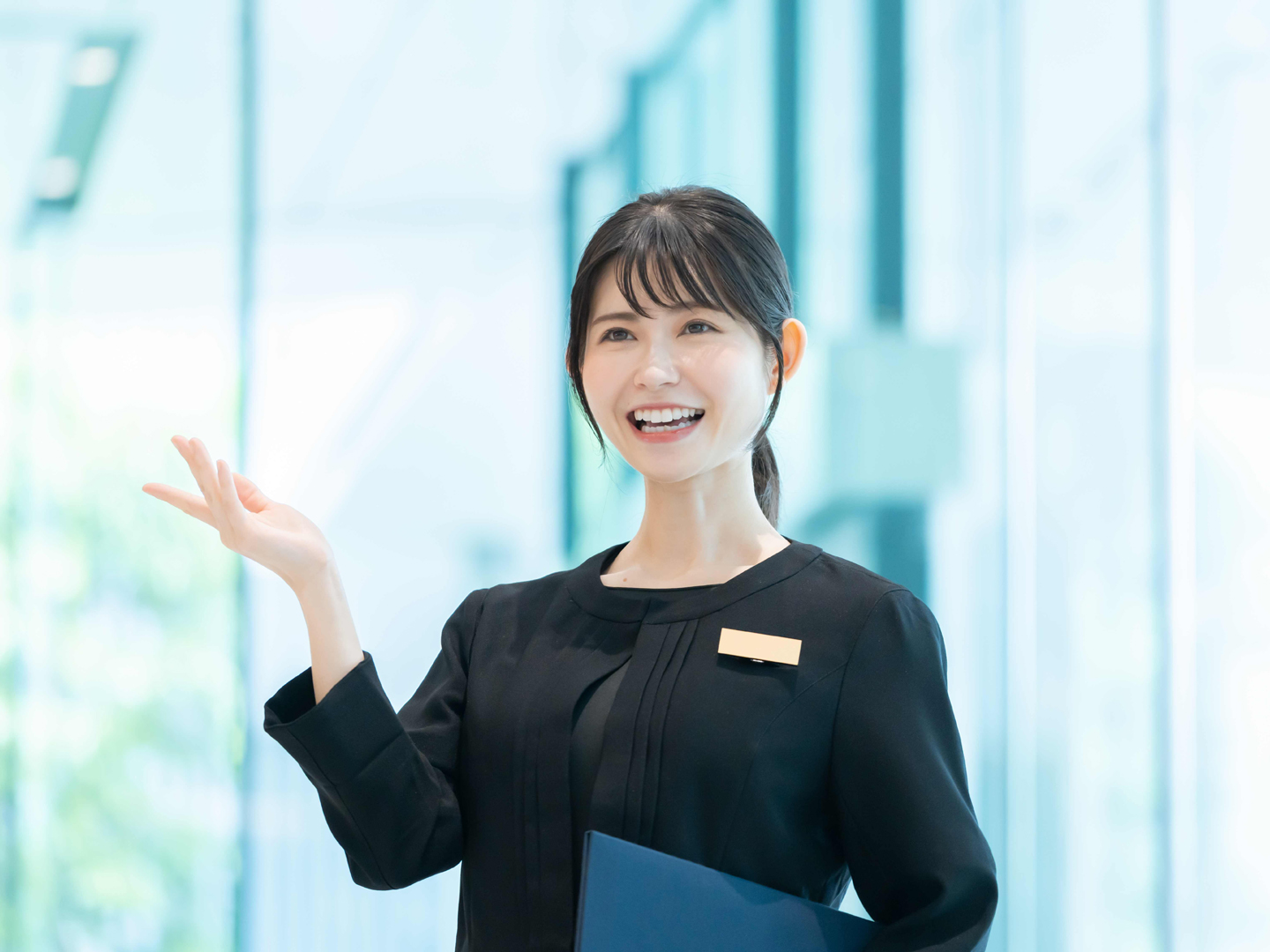 Enthusiastic service staff assists in handling various procedures