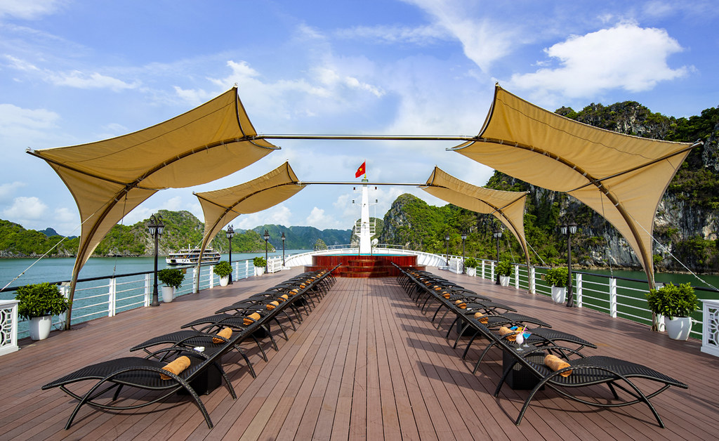 【新路線】2天1夜 下龍灣 & 蘭哈灣遊船之旅（Aspira Cruise提供）