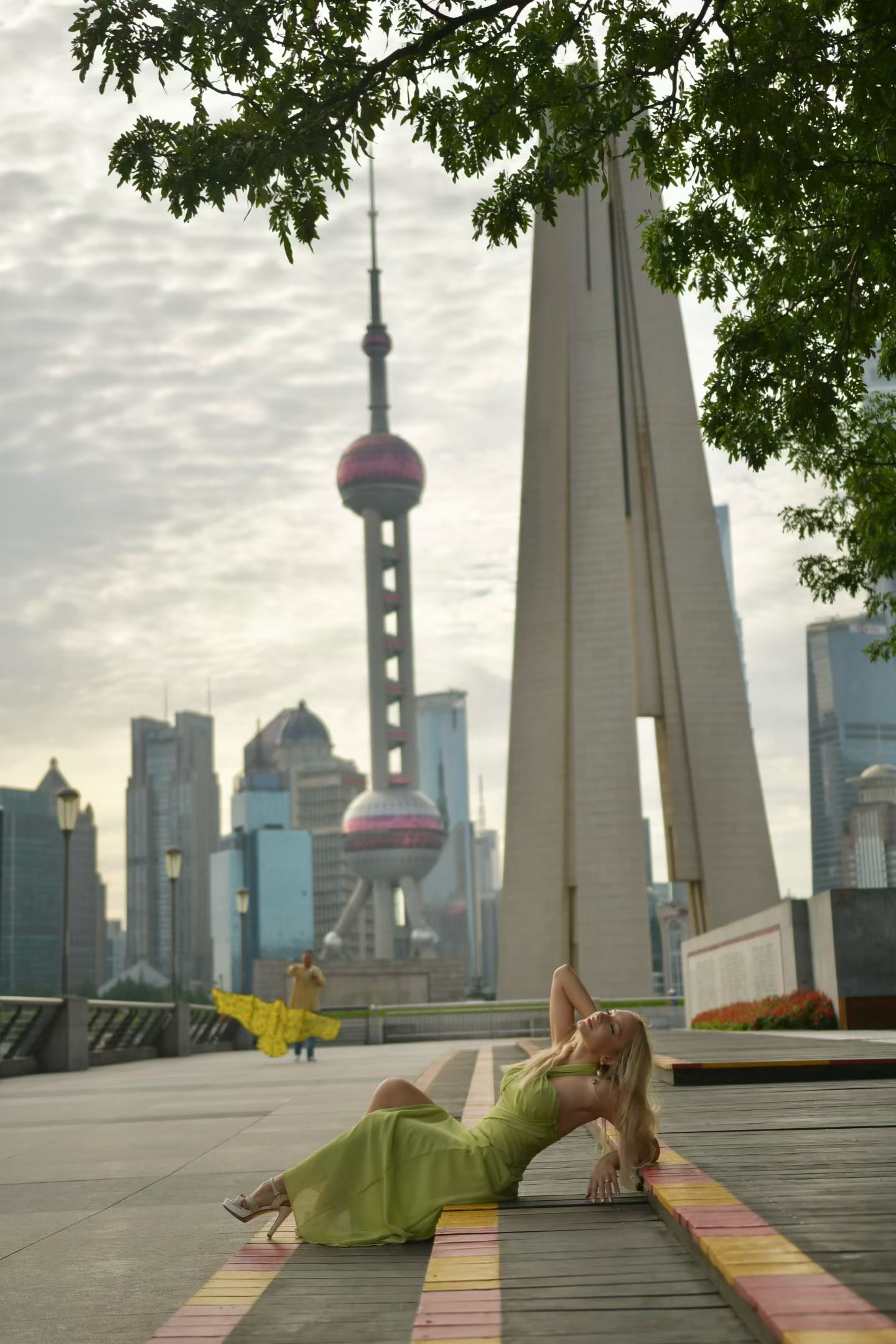 Guided walks in Shanghai with professional photography & posing