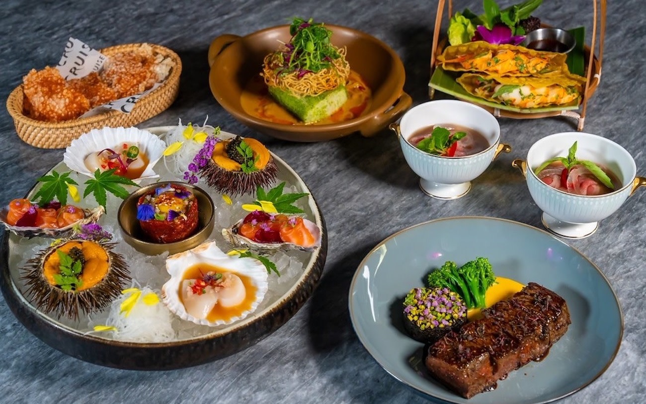 Hyatt Centric Victoria Harbour Hong Kong - Cruise Restaurant & Bar Dining Offers