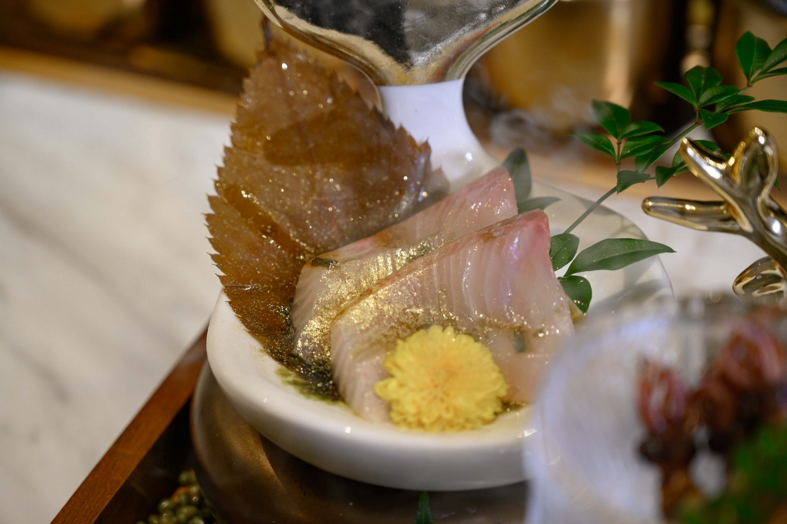 W Omakase Pradit Manutham