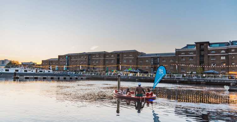 London: Hot Tub Boat Guided Historical Docklands Cruise