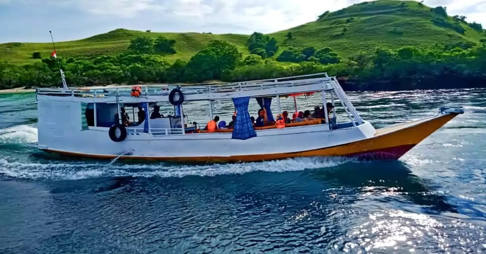 納閩巴焦 (Labuan Bajo) 出發科莫多島 (Komodo) 拼船一日遊
