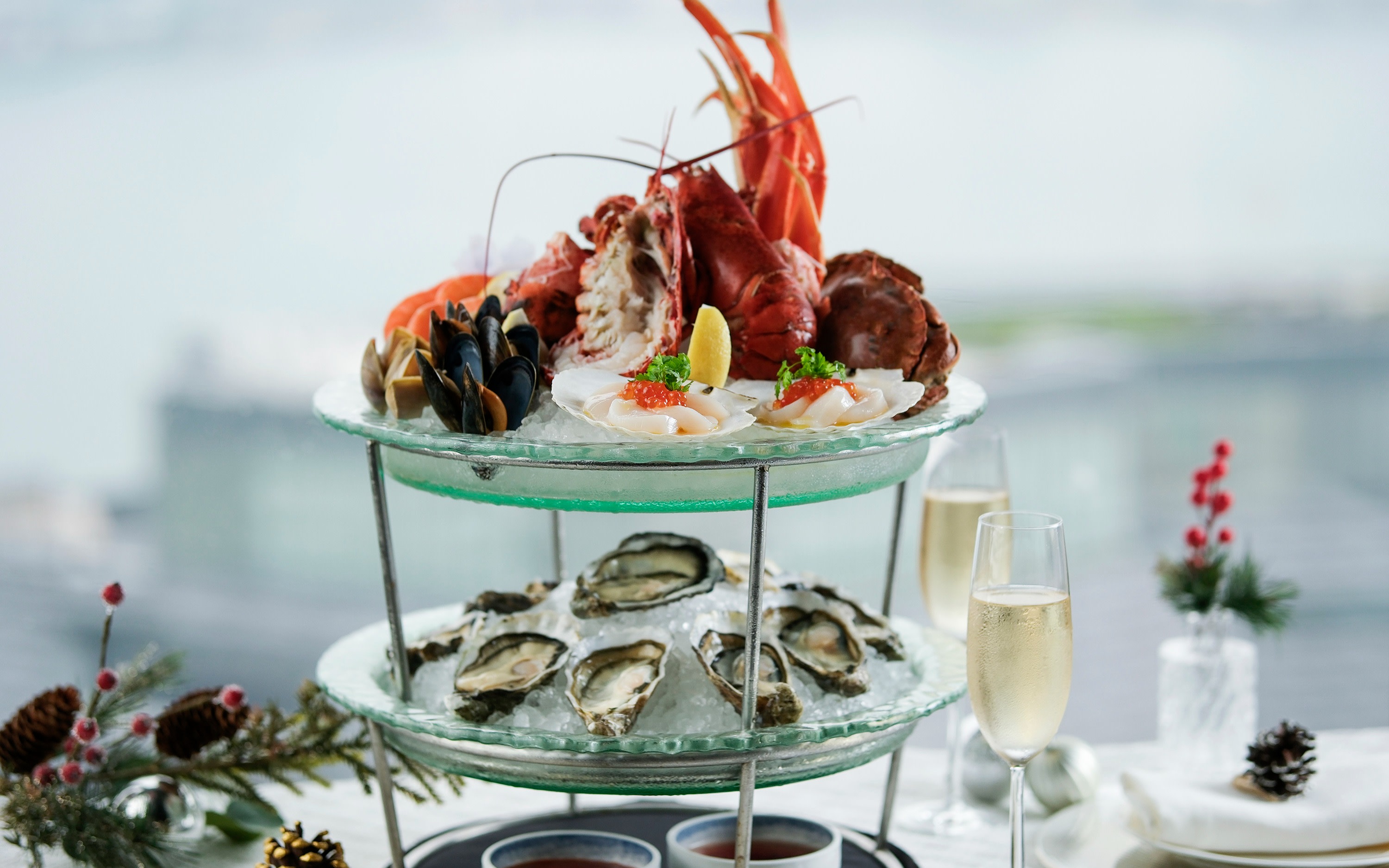 Sheraton Hong Kong Hotel & Towers | Oyster & Wine Bar | Sunday Seafood Brunch Fine Experience, Luscious Lobster Land Set, Chef's Trio Collection
